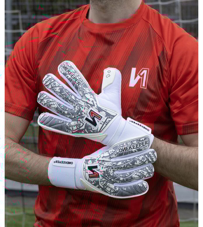 ONEKEEPER Revolt White