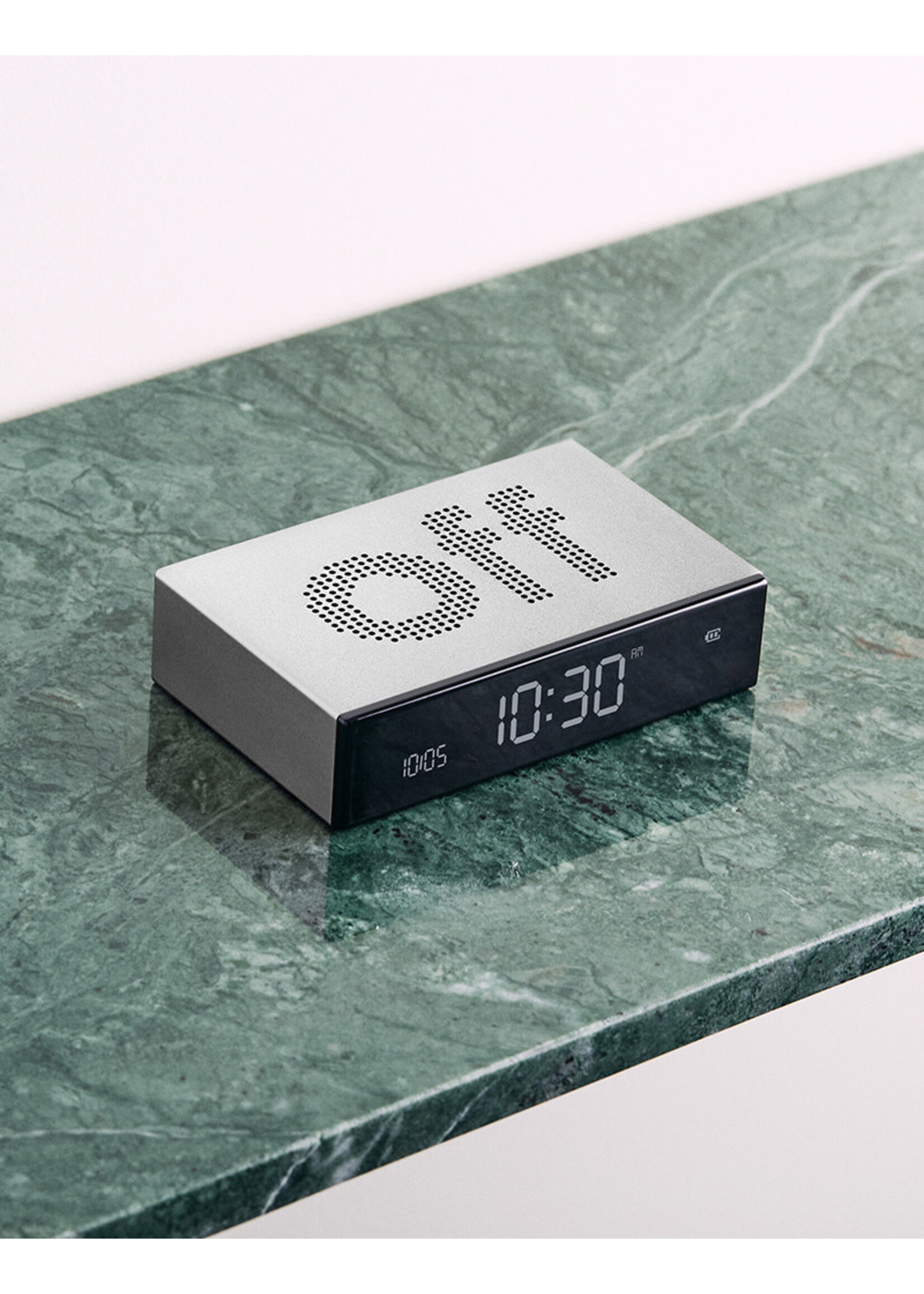Lexon Flip Clock Premium | Silver