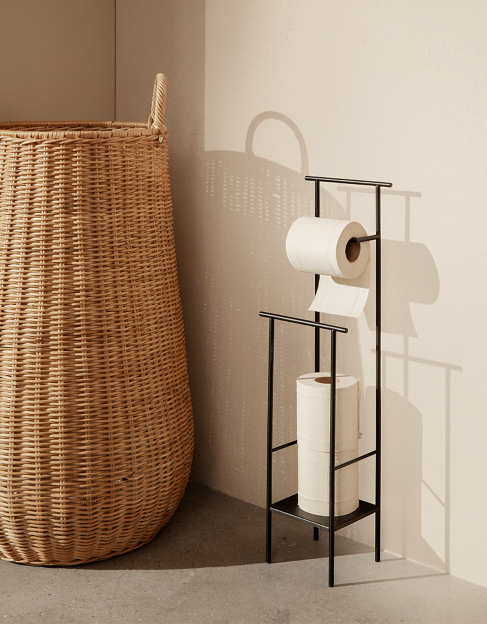 Ferm Living Dora Toilet Paper Stand | Black