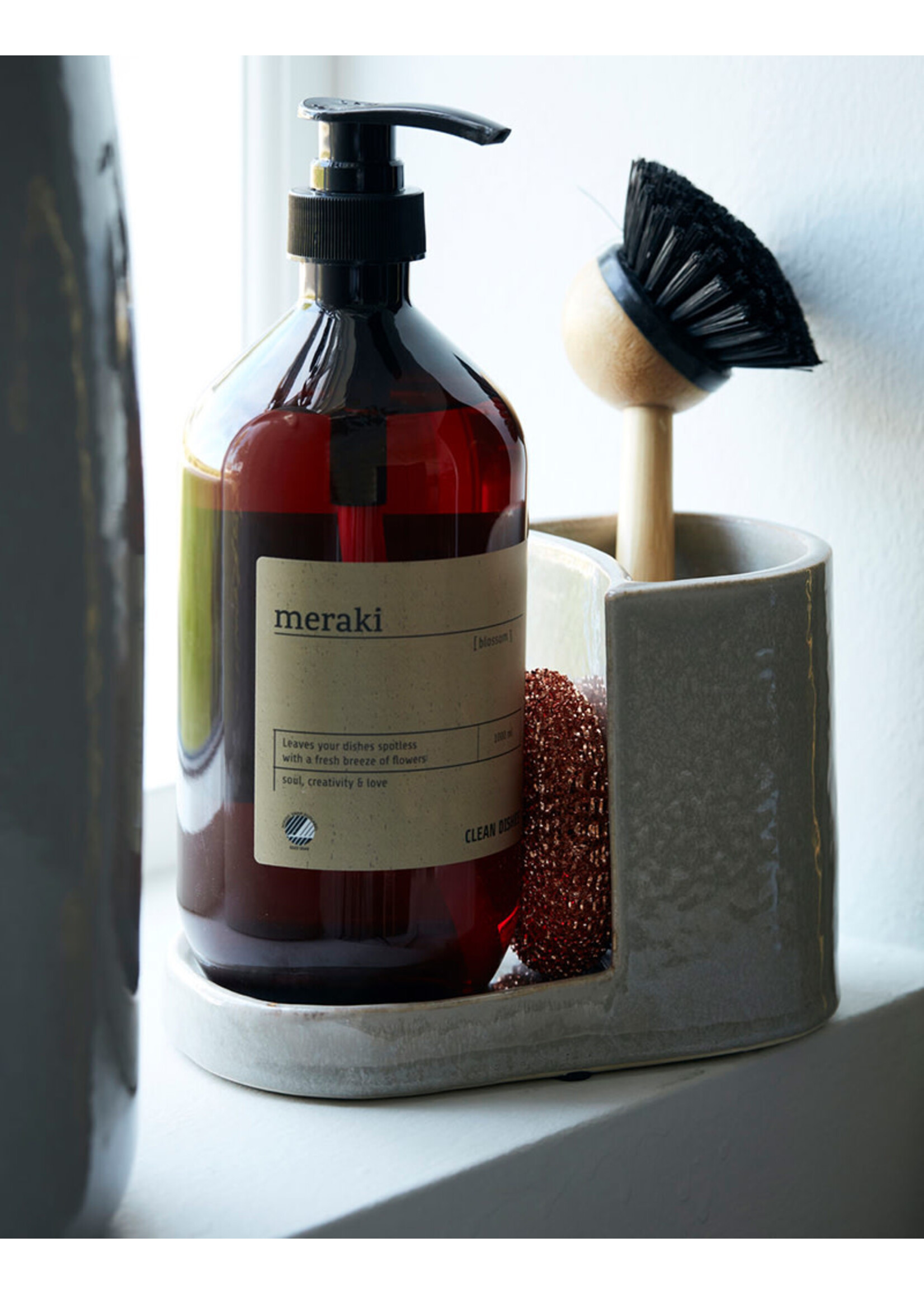 Meraki Datura Brush and Soap Holder