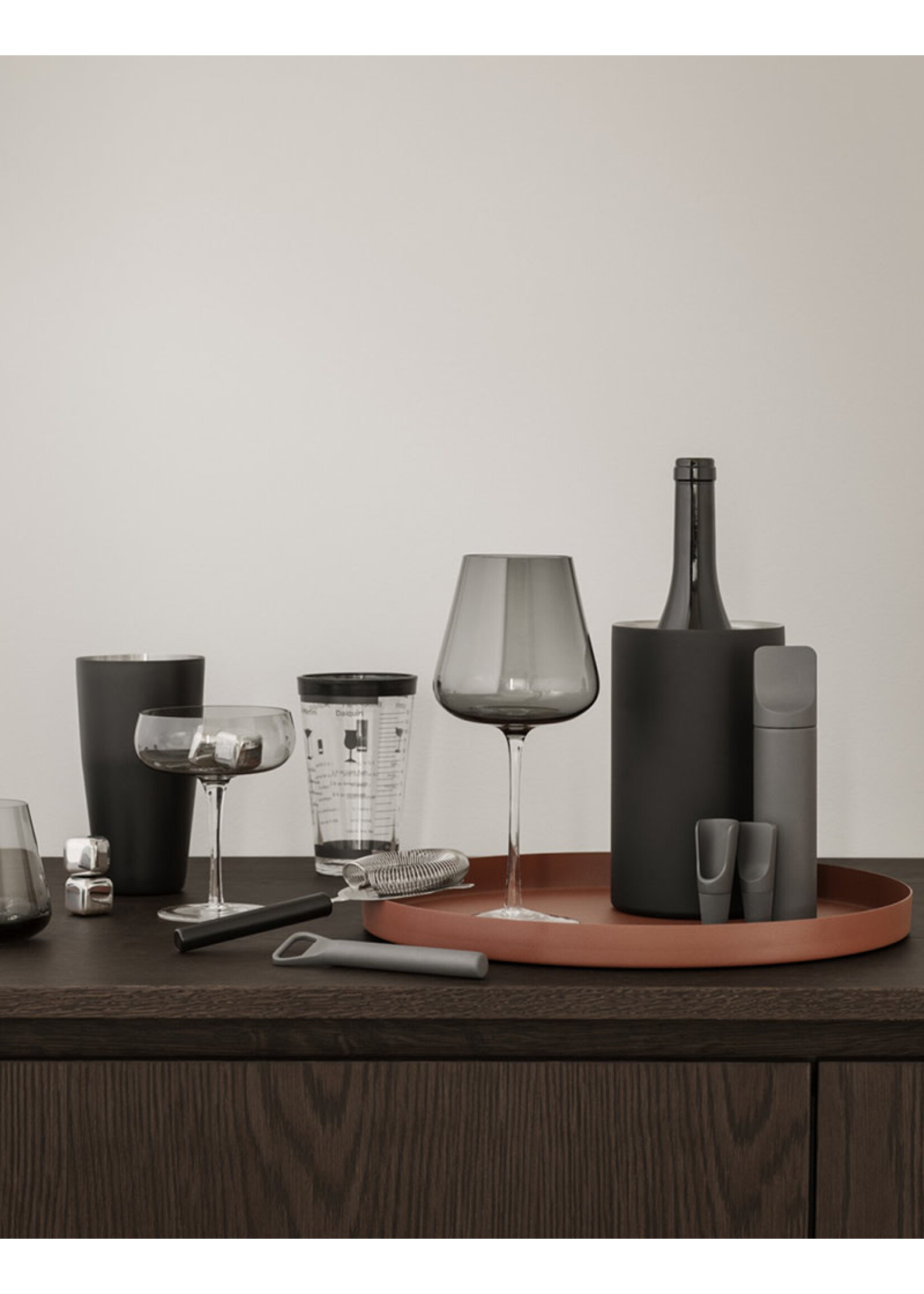 Blomus Ilo Set of 4 Wine Accessories - Magnet