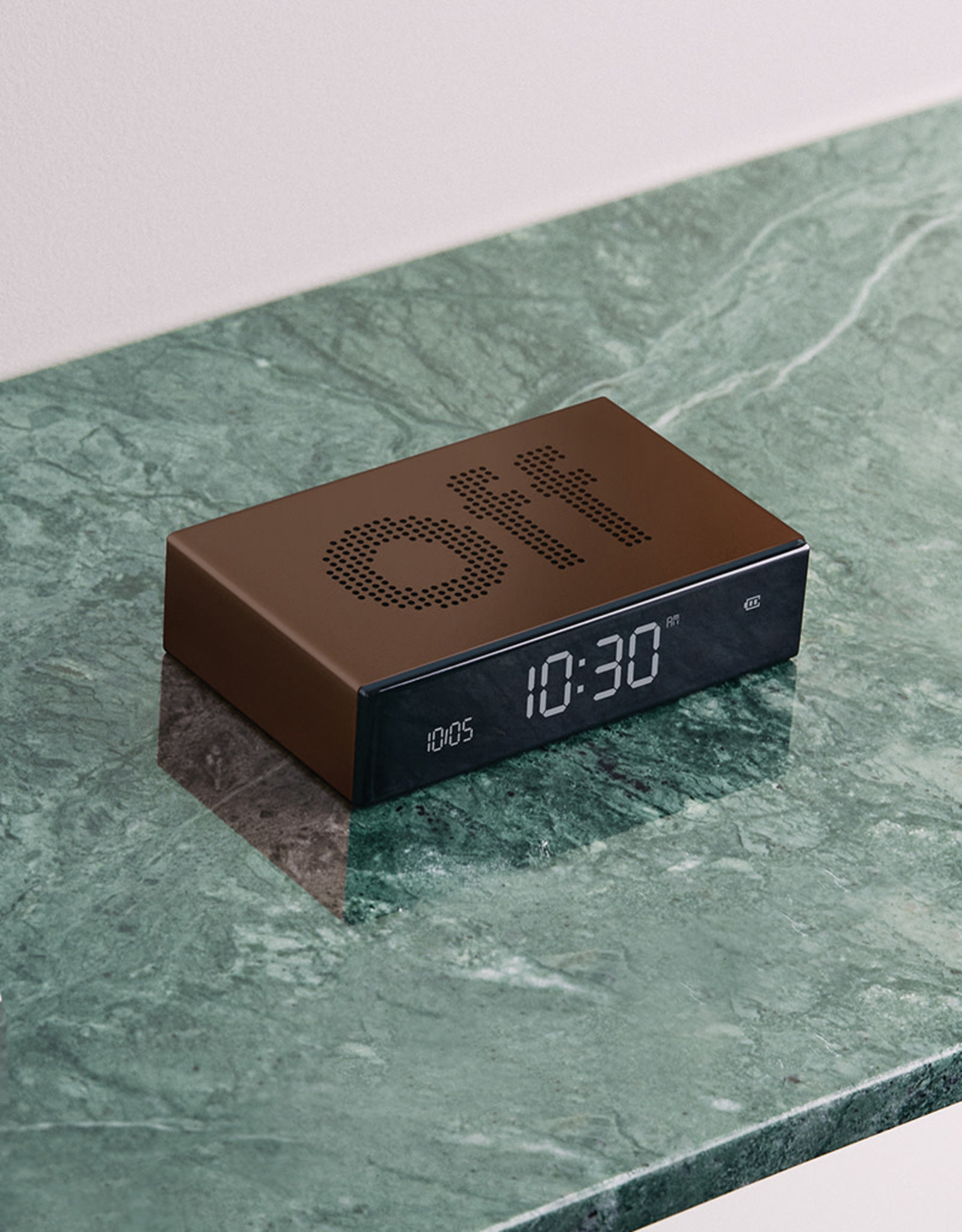 Lexon Flip Clock Premium - Bronze