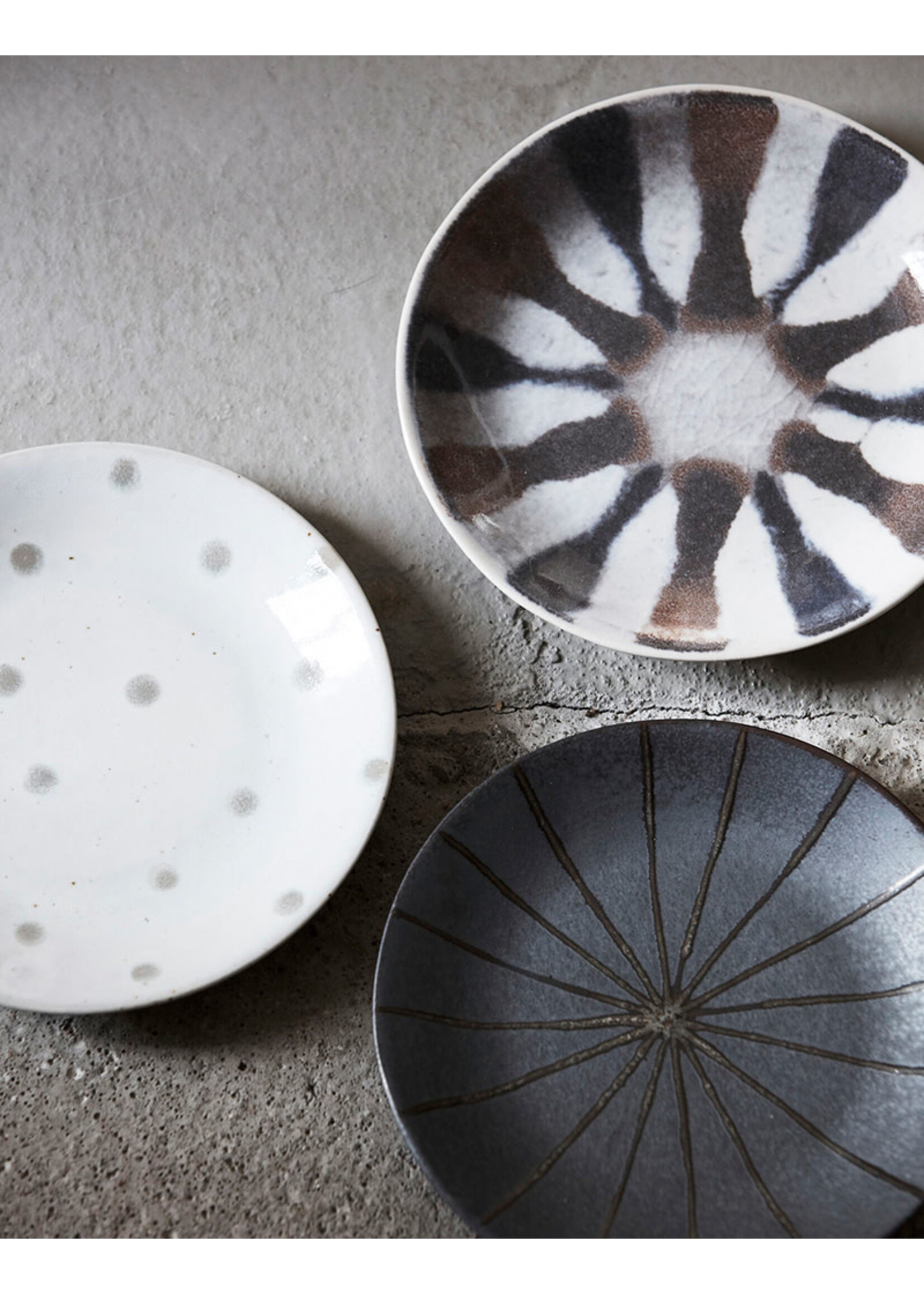 House Doctor Dots Plate Ø15