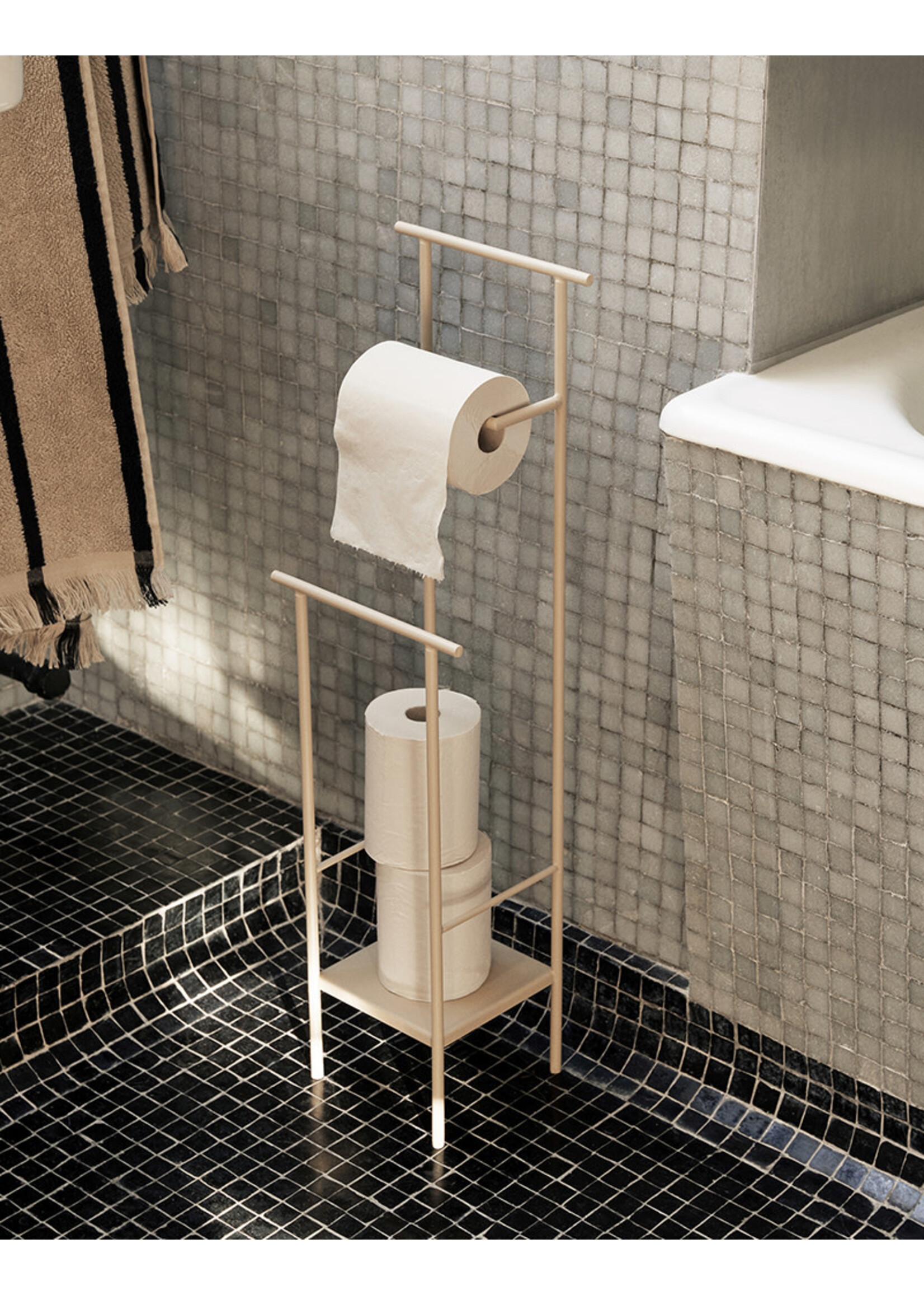 Ferm Living Dora Toilet Paper Stand | Cashmere