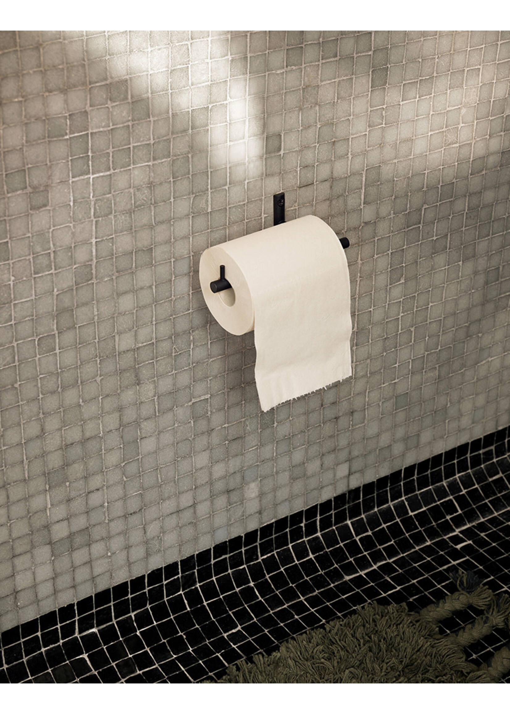 Ferm Living Dora Toilet Paper Holder | Black