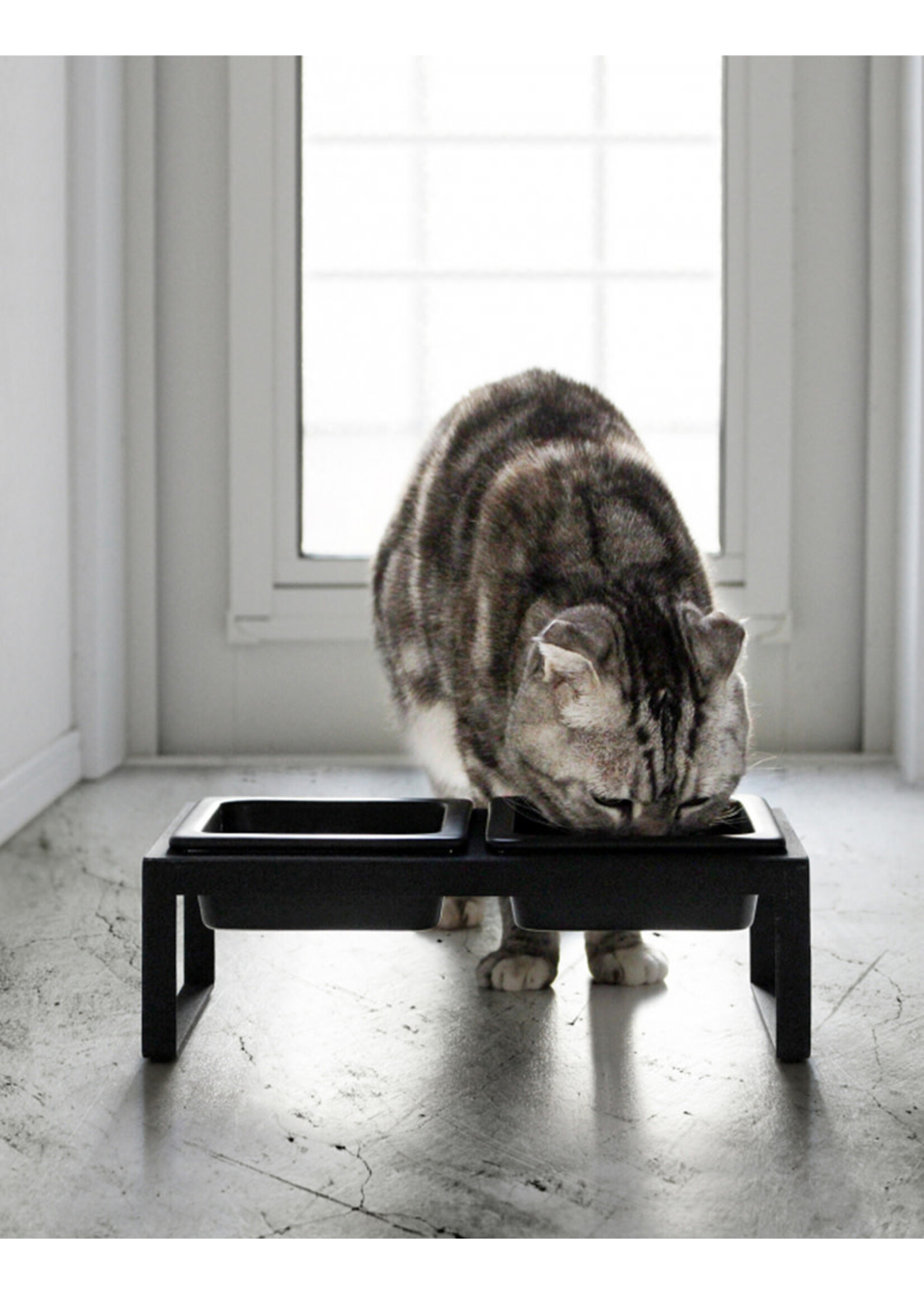 Yamazaki Pet Food Bowl Stand - Black