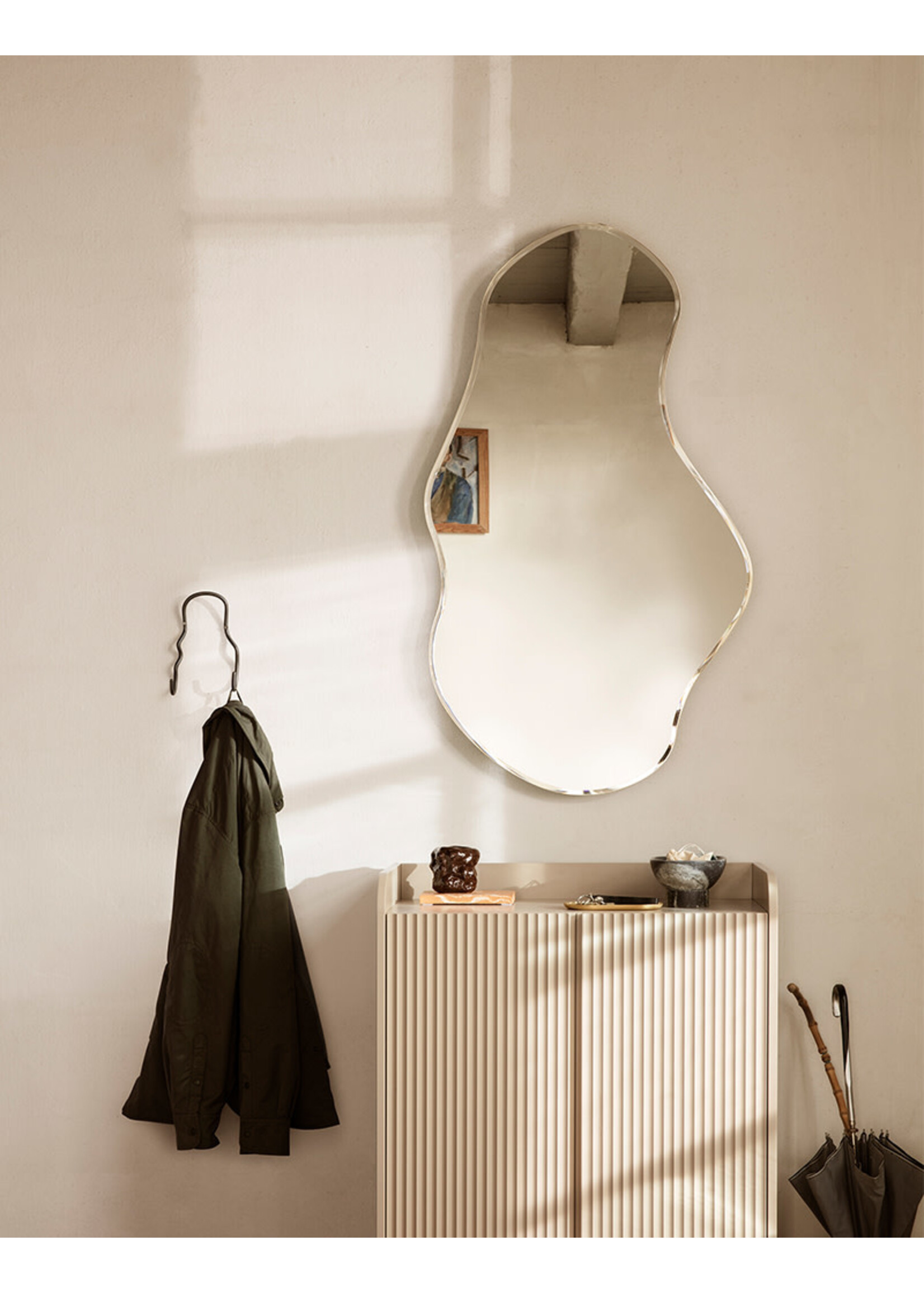 Ferm Living Pond Mirror - L - Brass