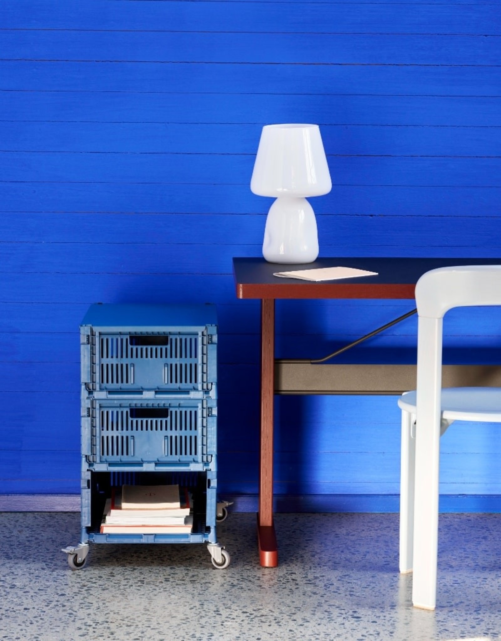 HAY Colour Crate Lid M - Electric Blue