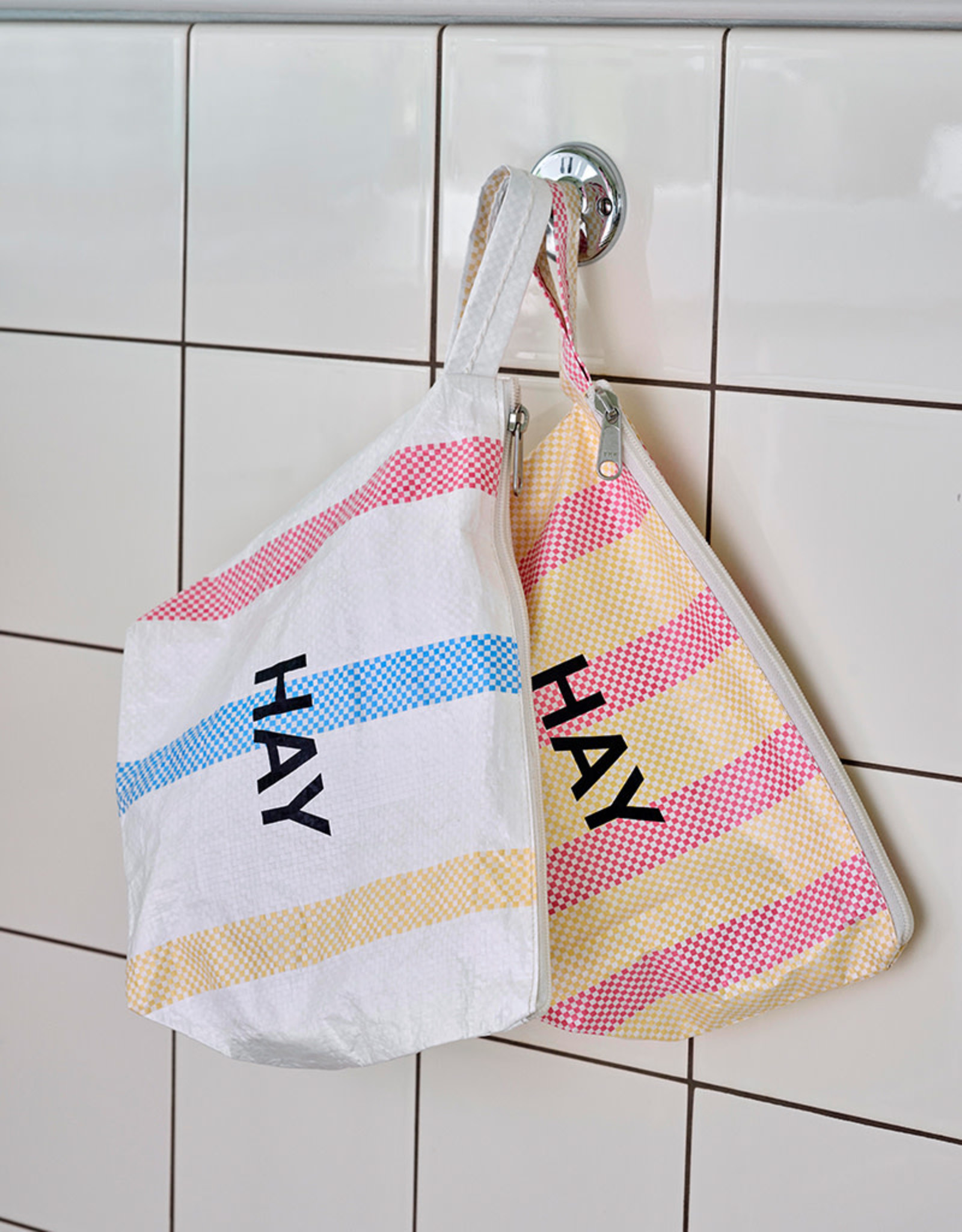 HAY Candy Wash Bag S | White