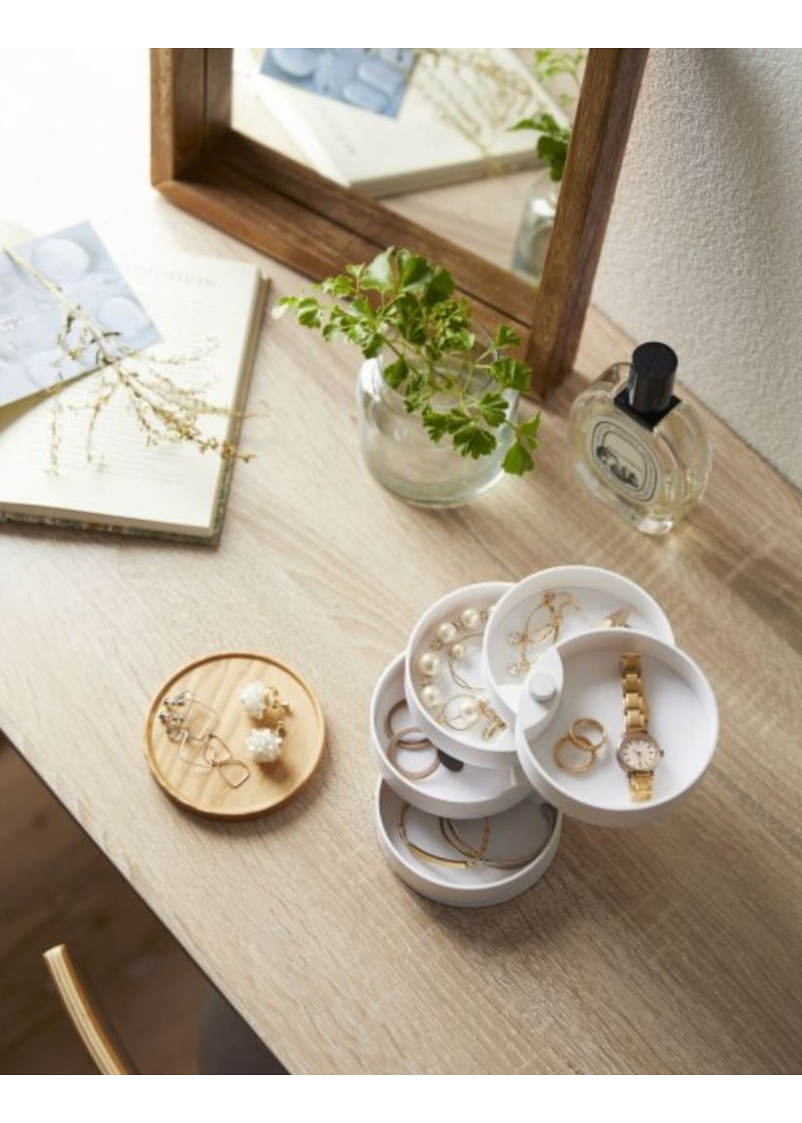 Yamazaki 5-Tiered Accessory Box