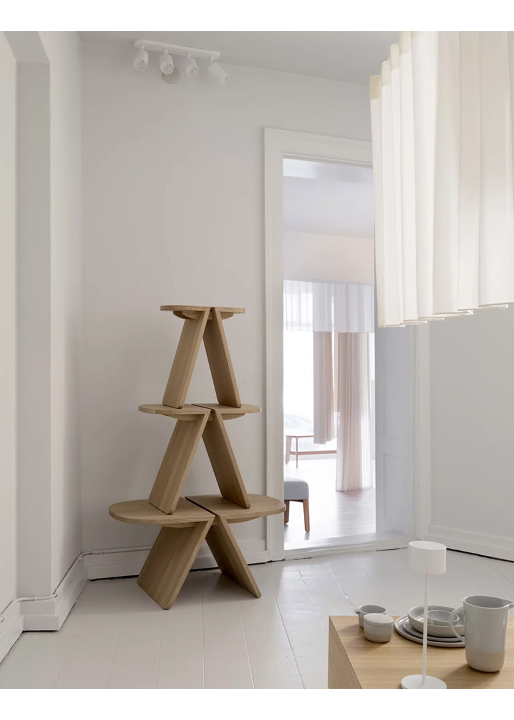 Blomus Avio Sofa Table - toonmodel