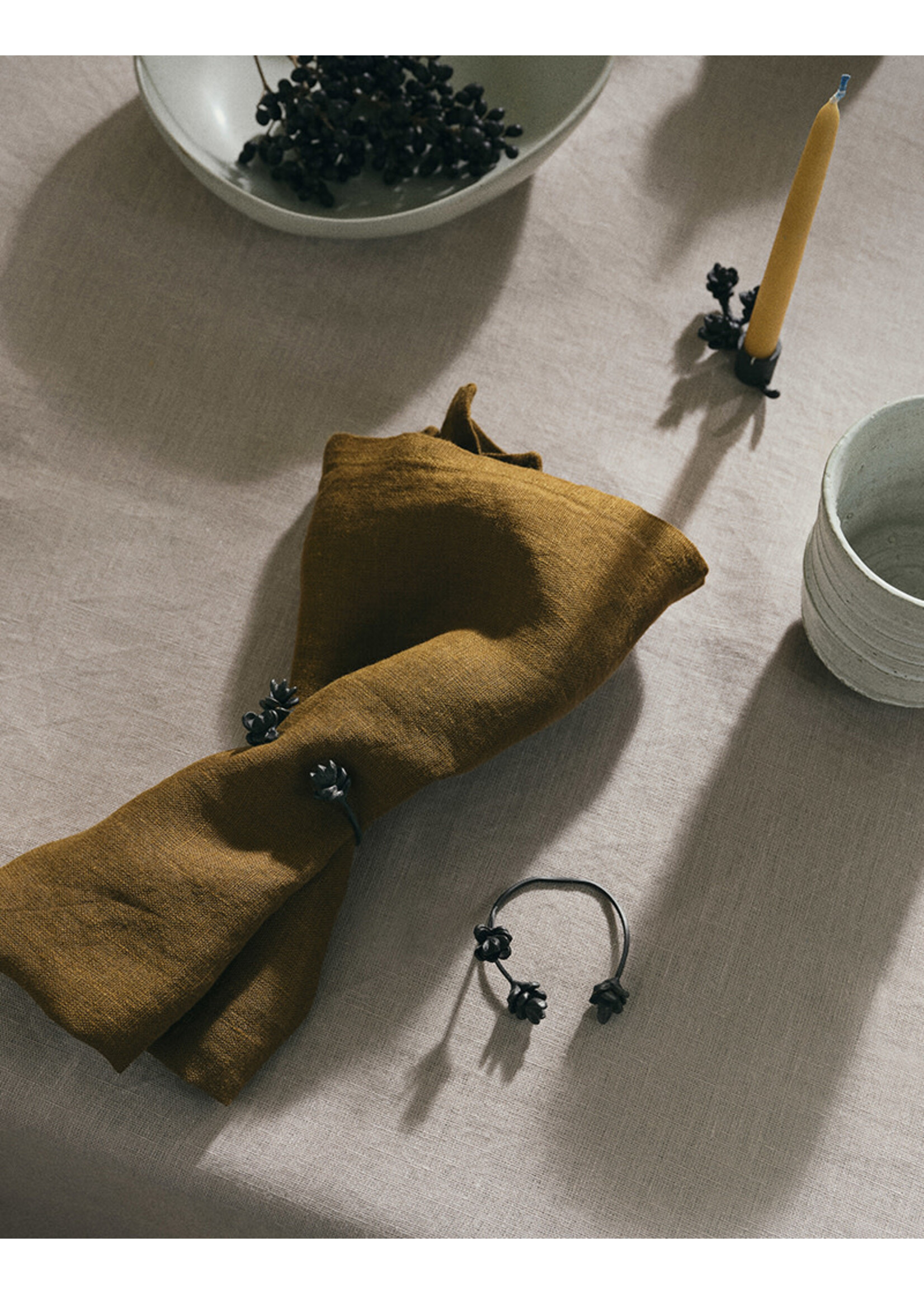 Ferm Living Forest Napkin Rings - Black Brass