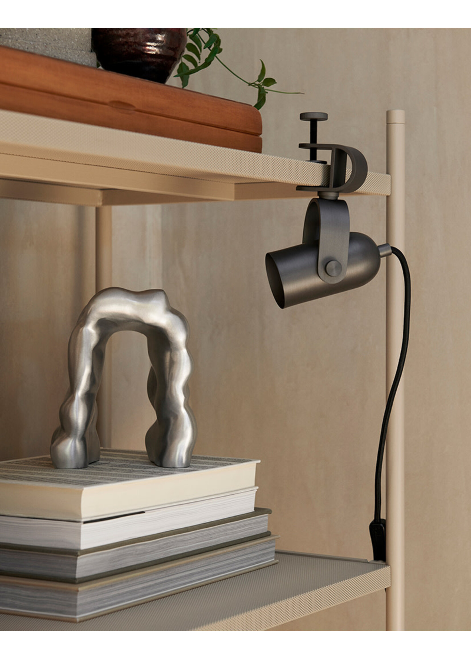 Ferm Living Ruuvi Lamp | Blackened Iron