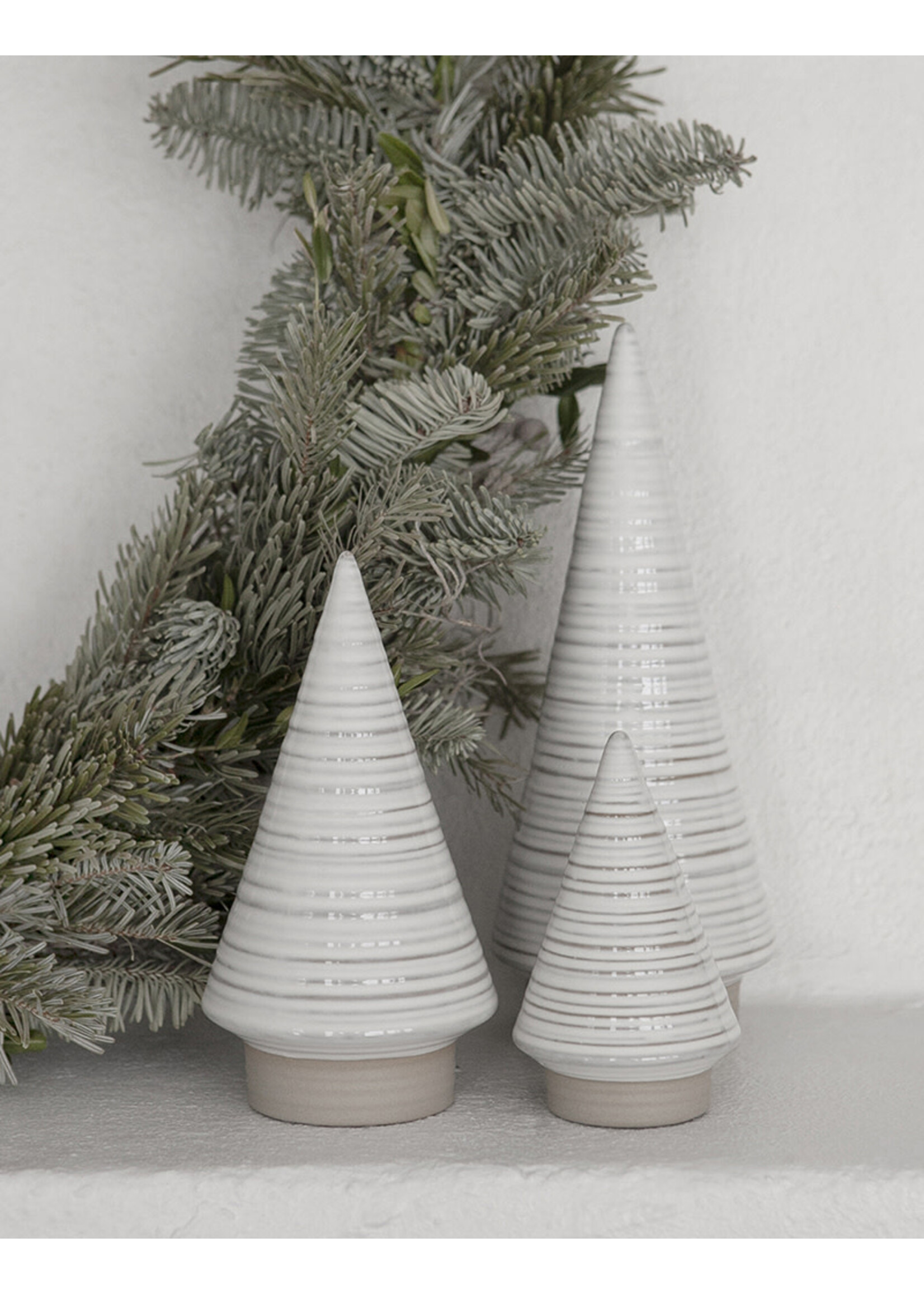Storefactory Granas Christmas Tree L