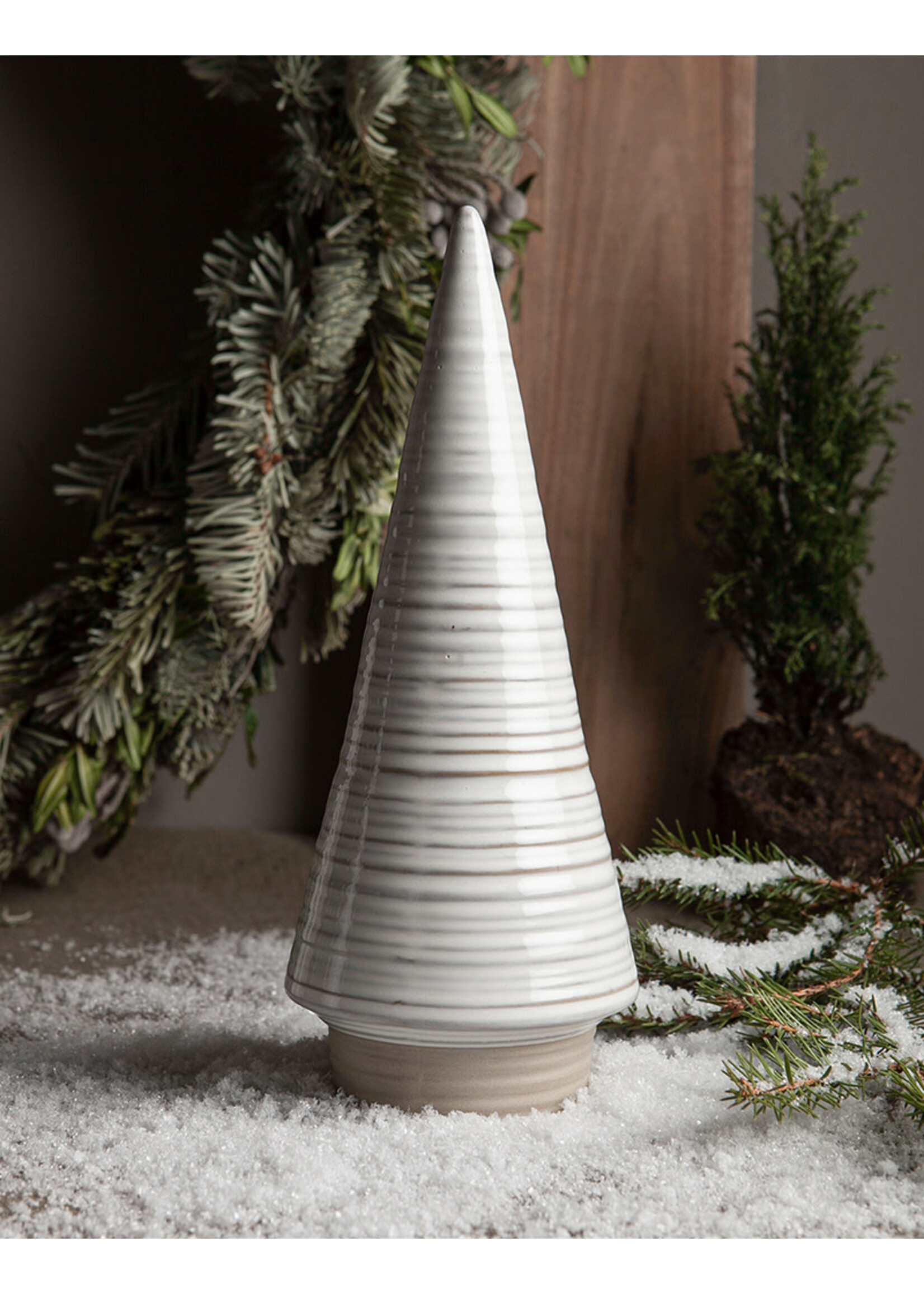Storefactory Granas Christmas Tree L