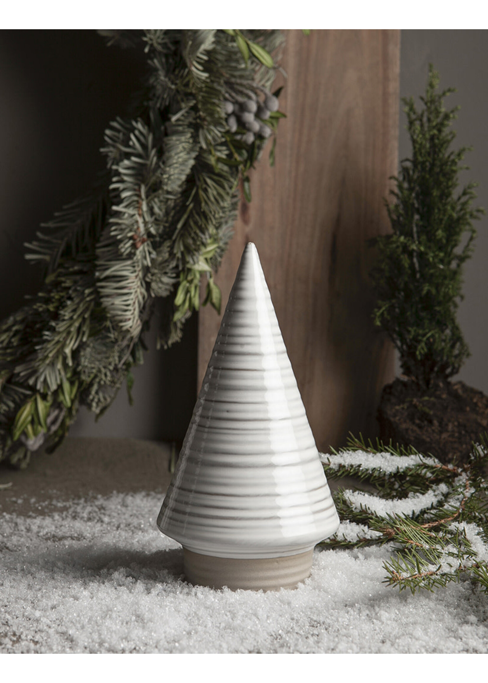 Storefactory Granas Christmas Tree M