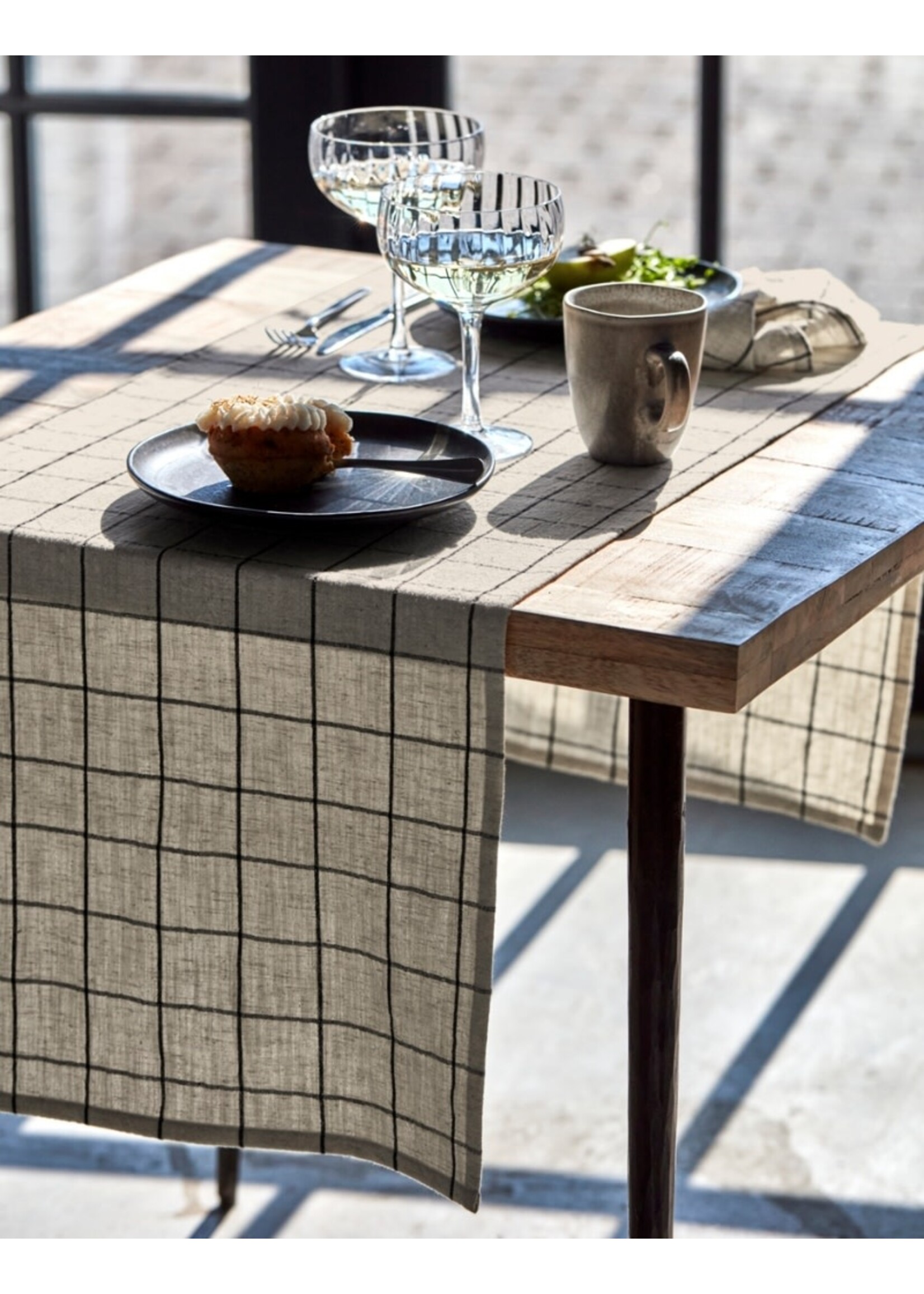 House Doctor Join Table Runner