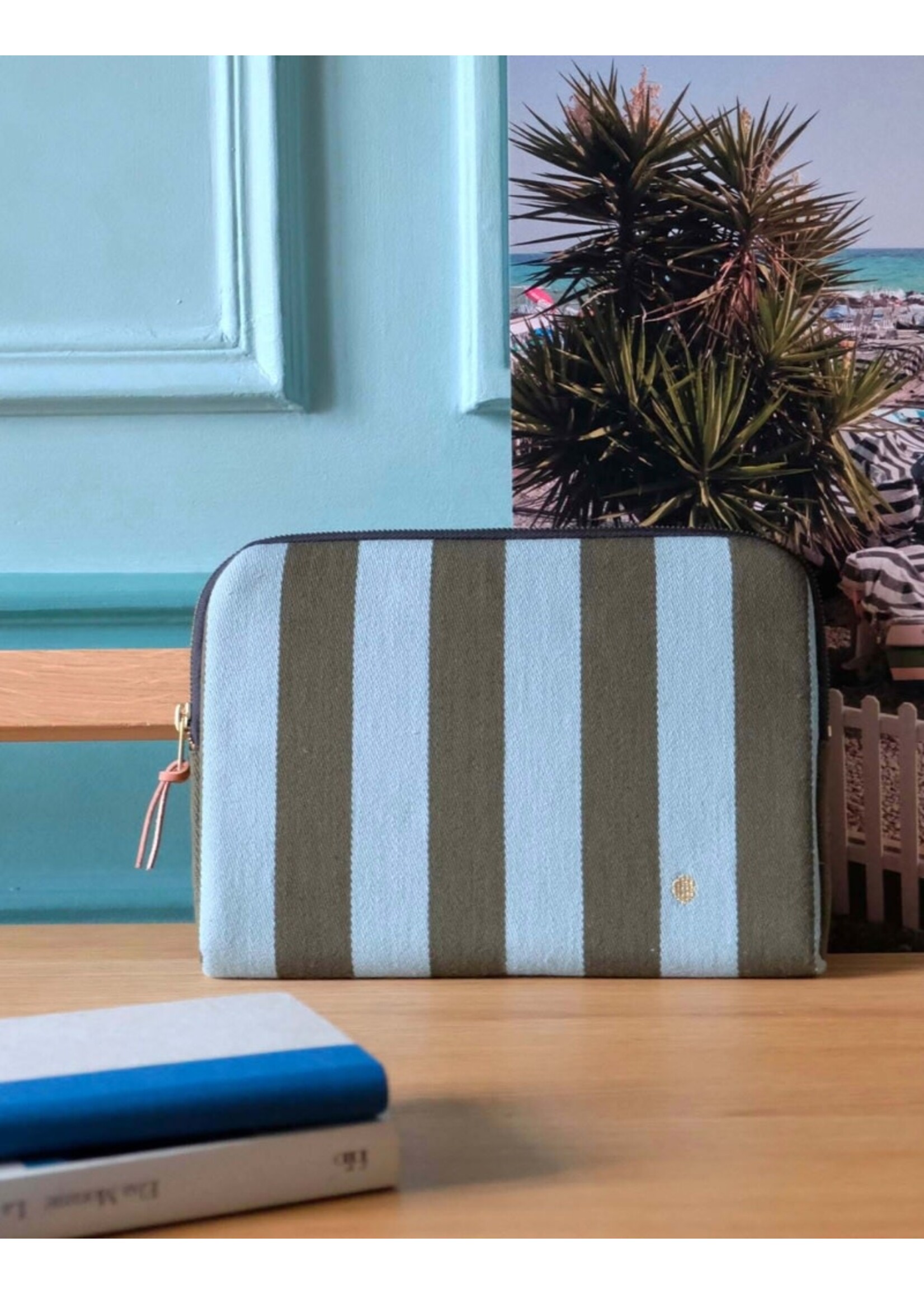 La cerise sur le gâteau Tablet Case - Rita Matcha