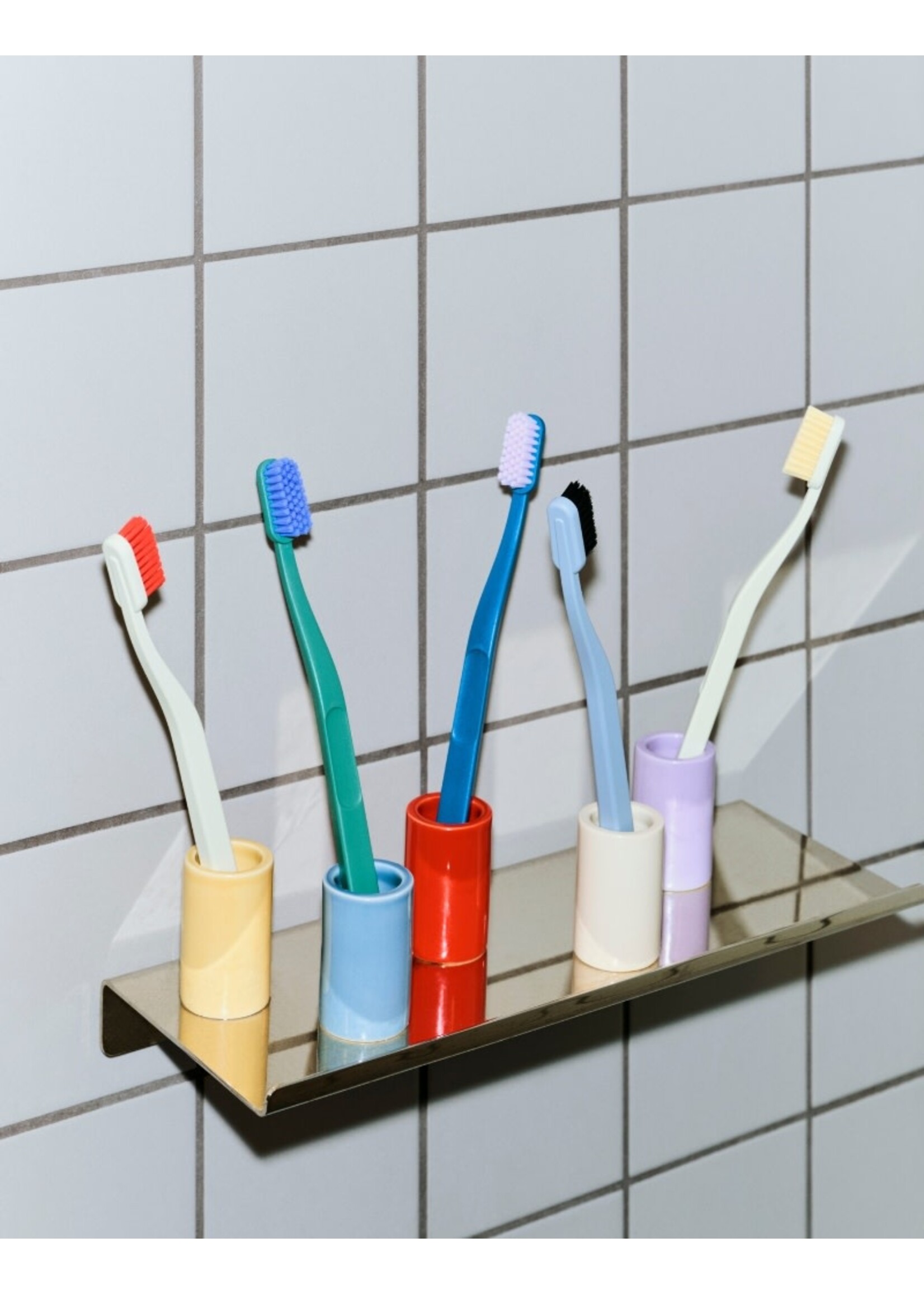 HAY Tann Toothbrush - Off-White/Red