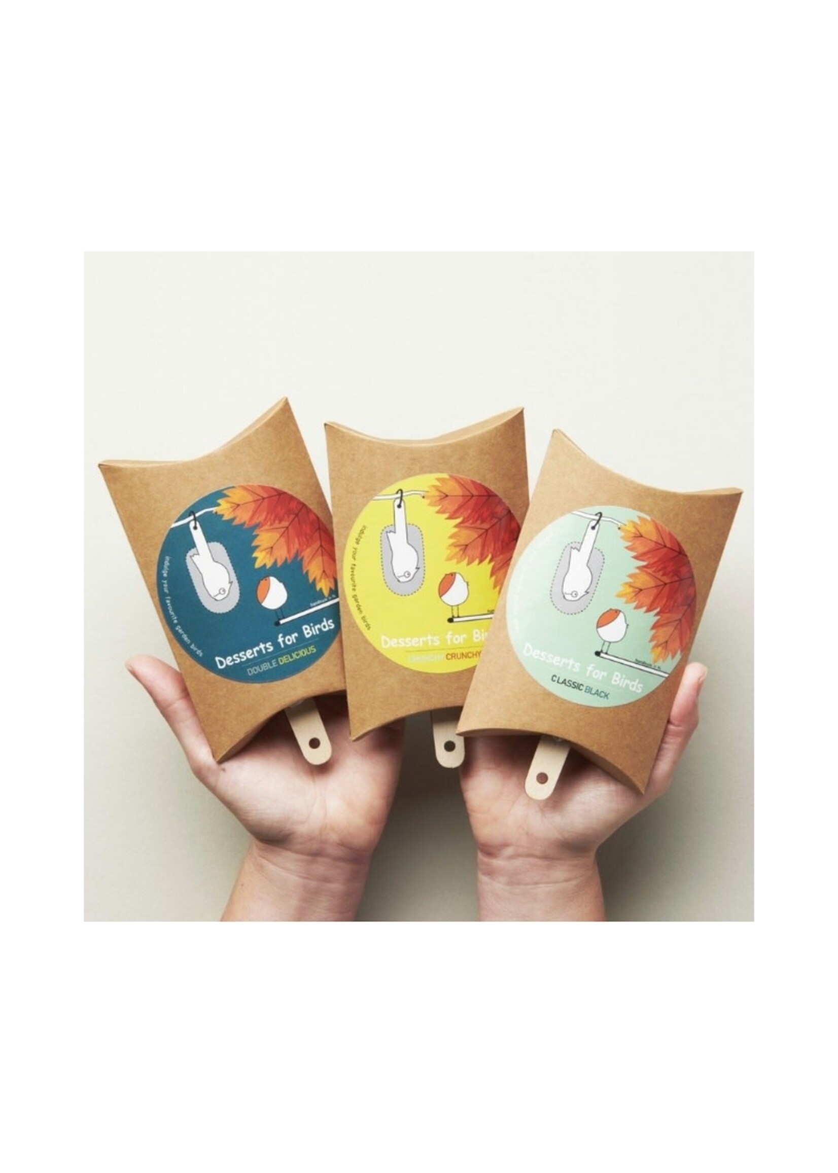 Studio Carmela Bogman Desserts for Birds - Crunchy Crunchy