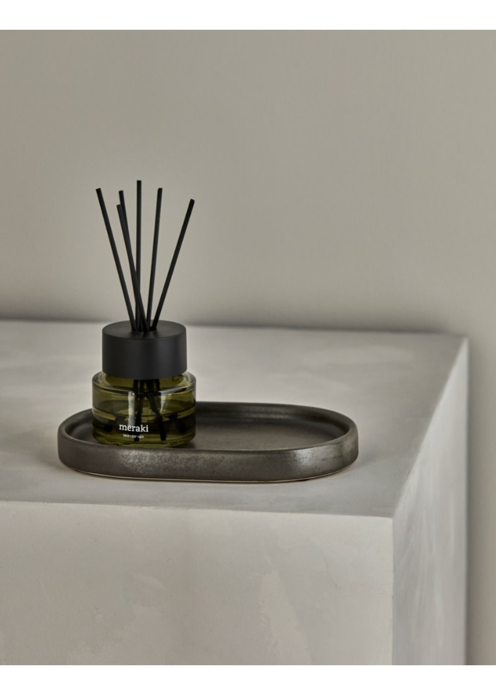 Meraki Datura Tray - Dark Grey