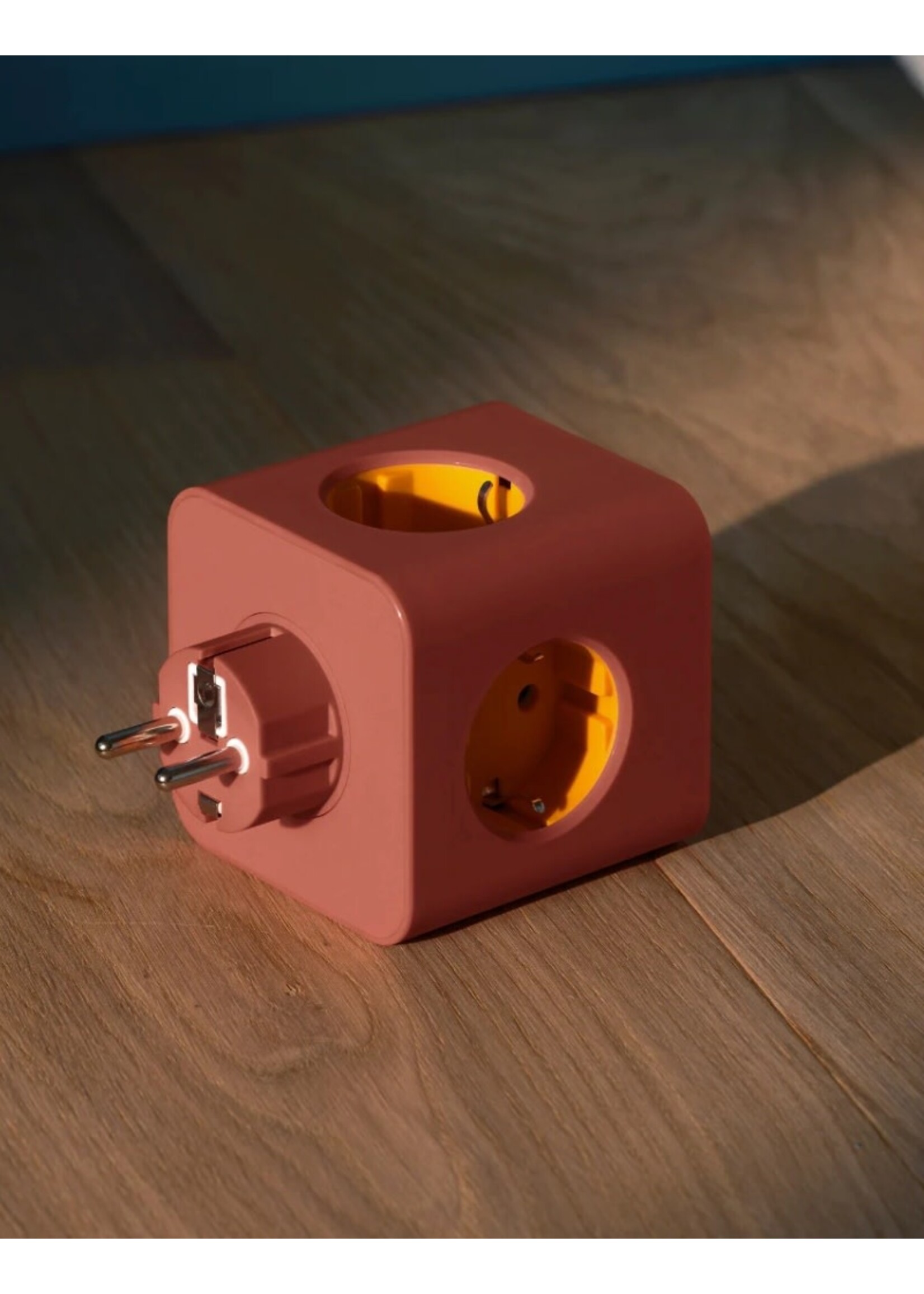 Kreafunk Ampie Multi-socket Power Station - Terracotta