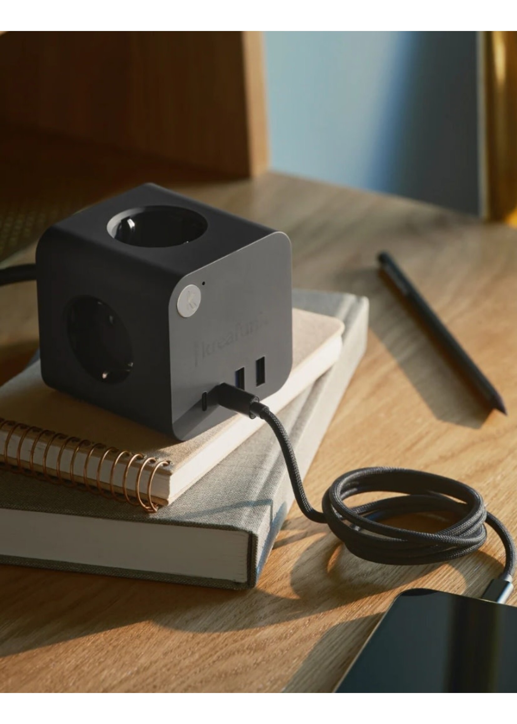 Kreafunk Ampie Wired - Multi-socket Power Station - Black