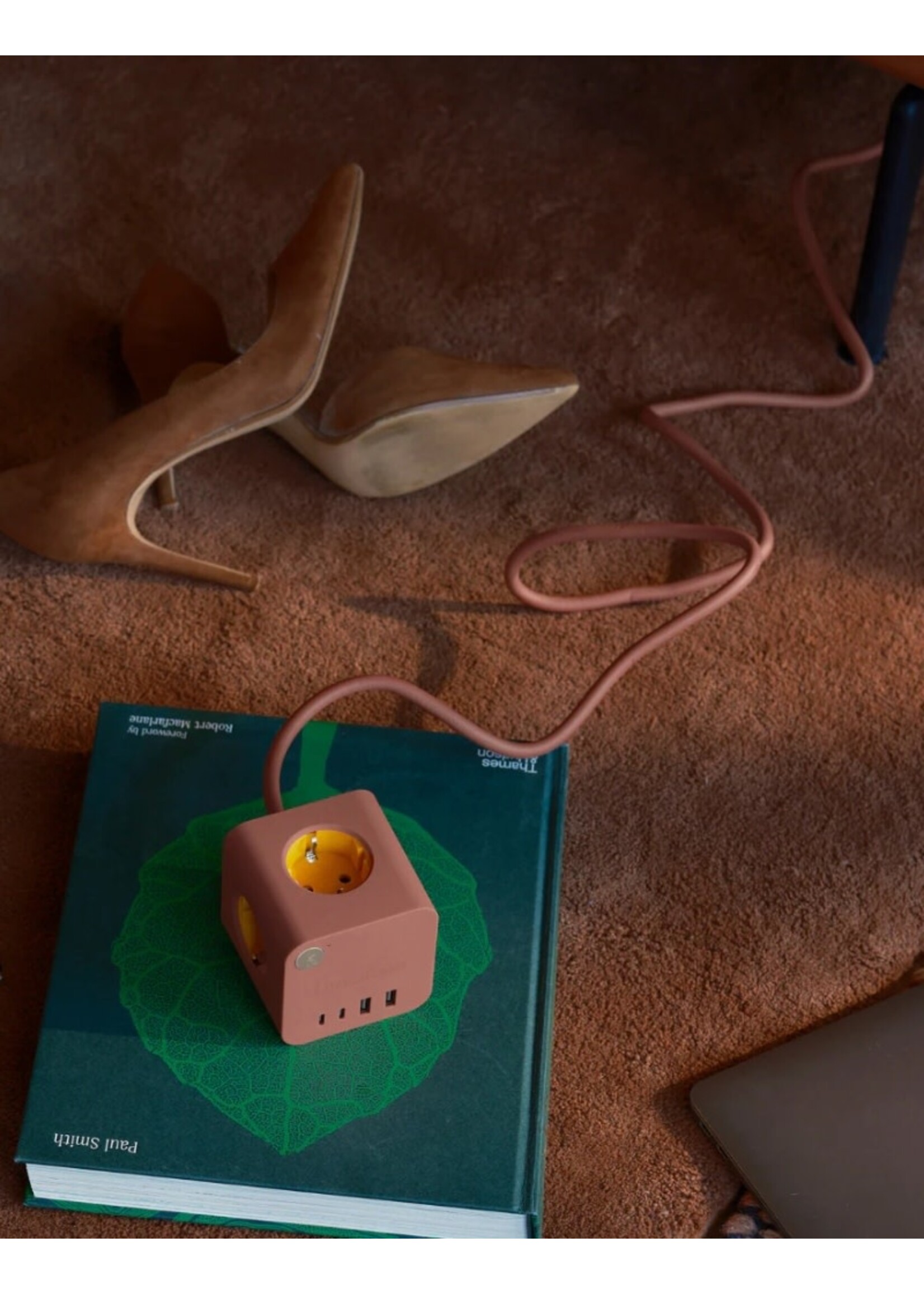 Kreafunk Ampie Wired - Multi-socket Power Station - Terracotta