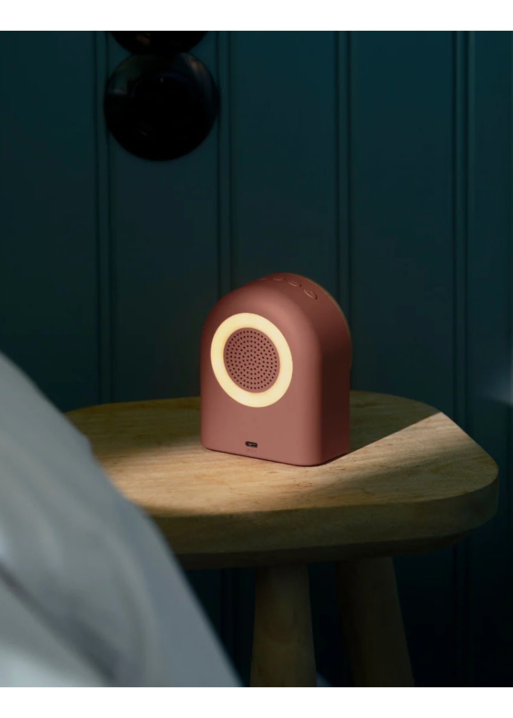 Kreafunk Ivy wekker + bluetooth speaker - terracotta