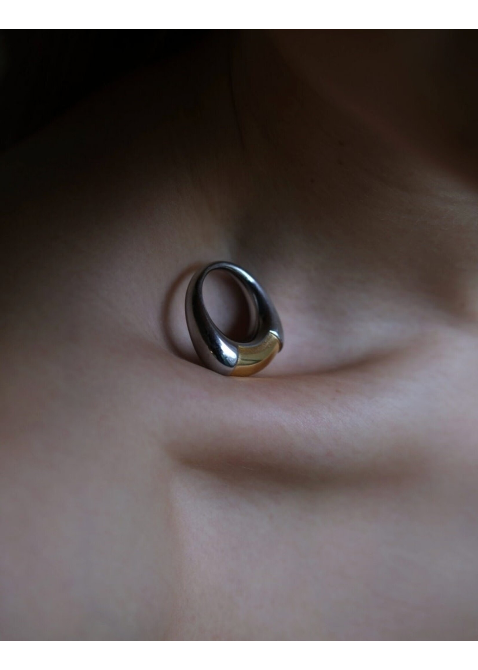 Bandhu Duo Linked ring - 18