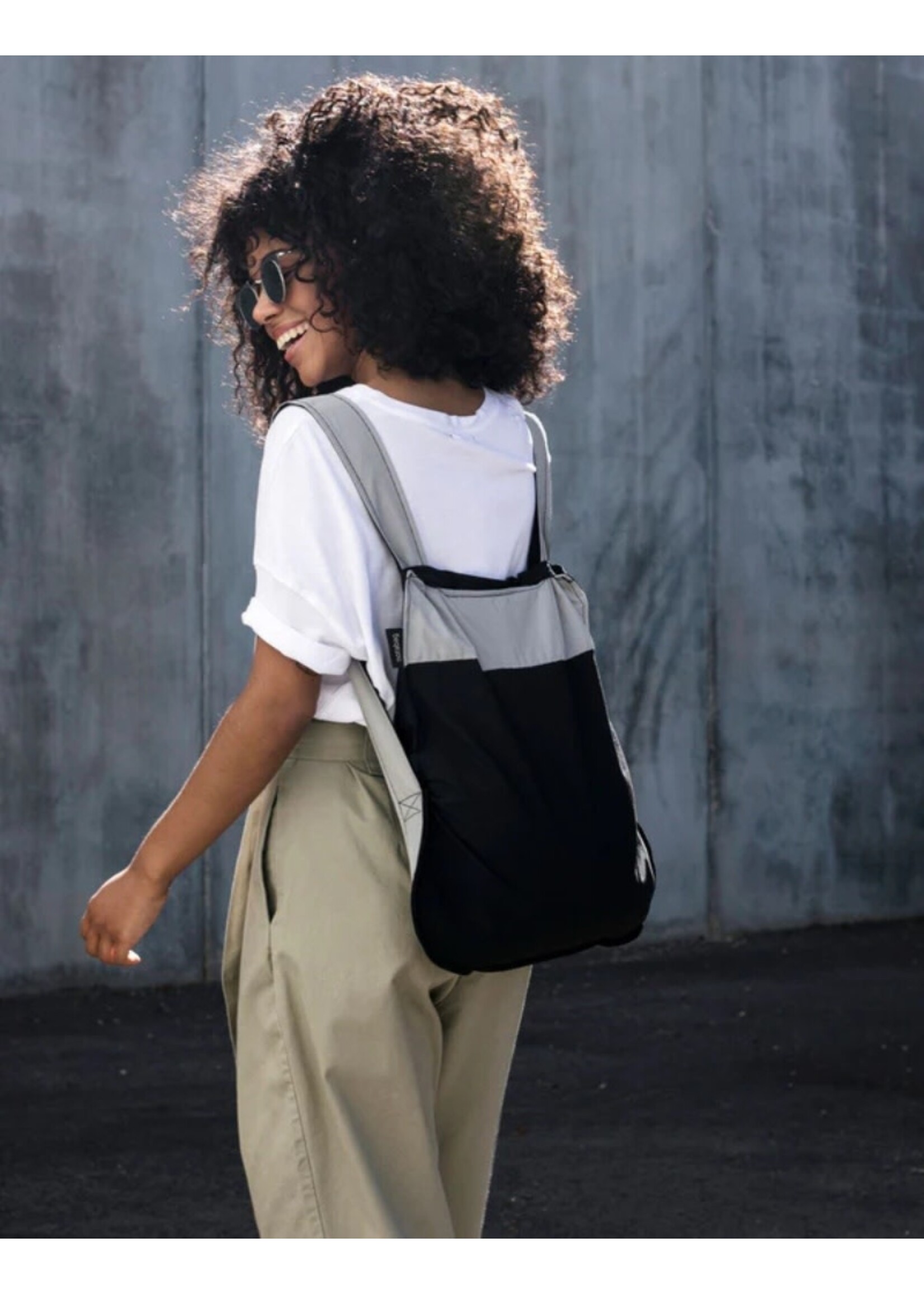 Notabag Bag & Backpack - Grey/Black