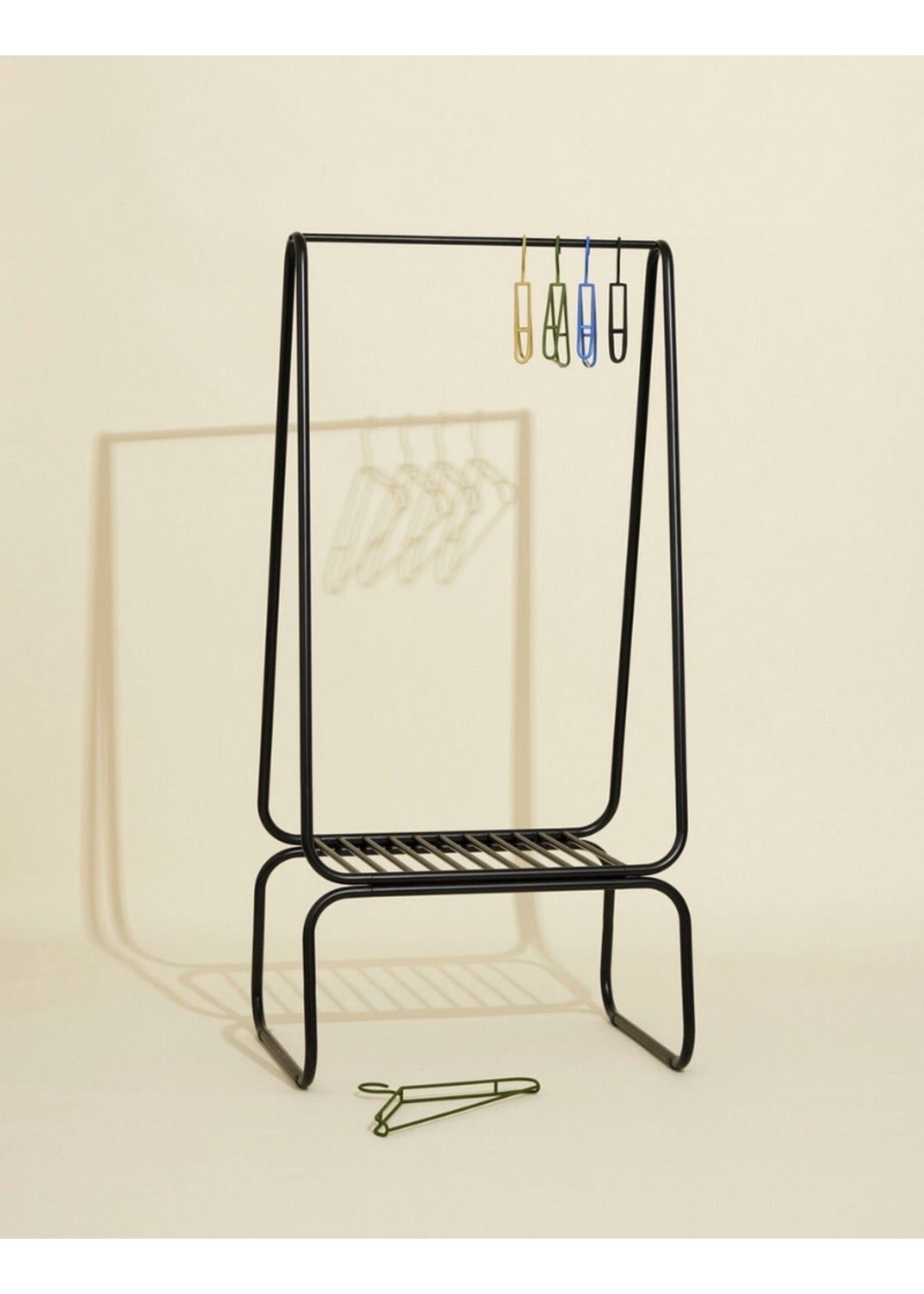 Apply Clothing Rack Small - Black