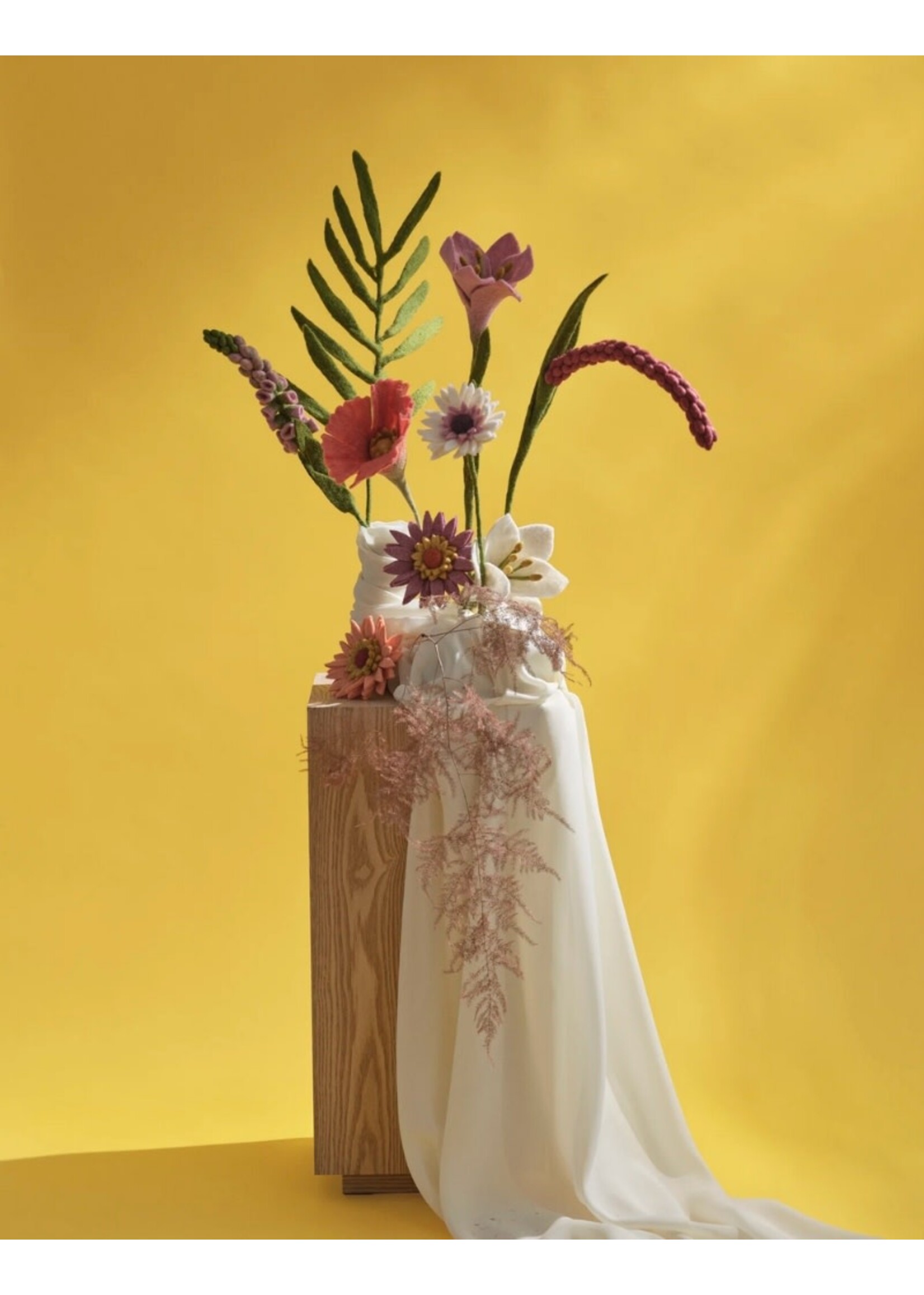 Gry & Sif Gerbera - Light Peach