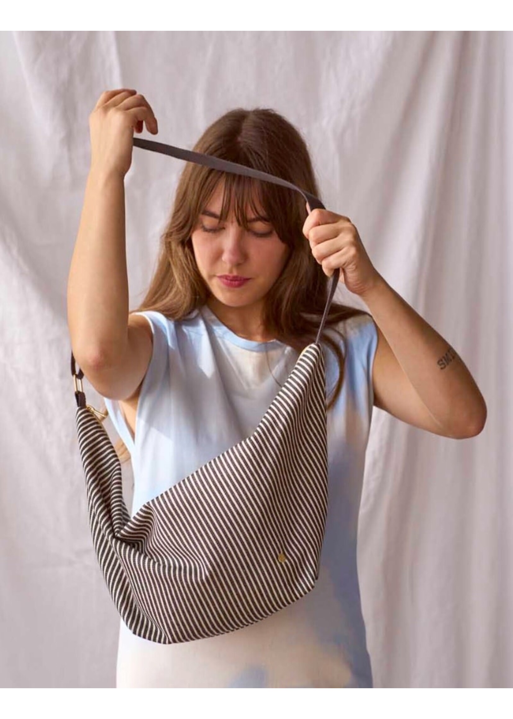 La Cerise sur le Gâteau Demi-Lune Bag - Basile