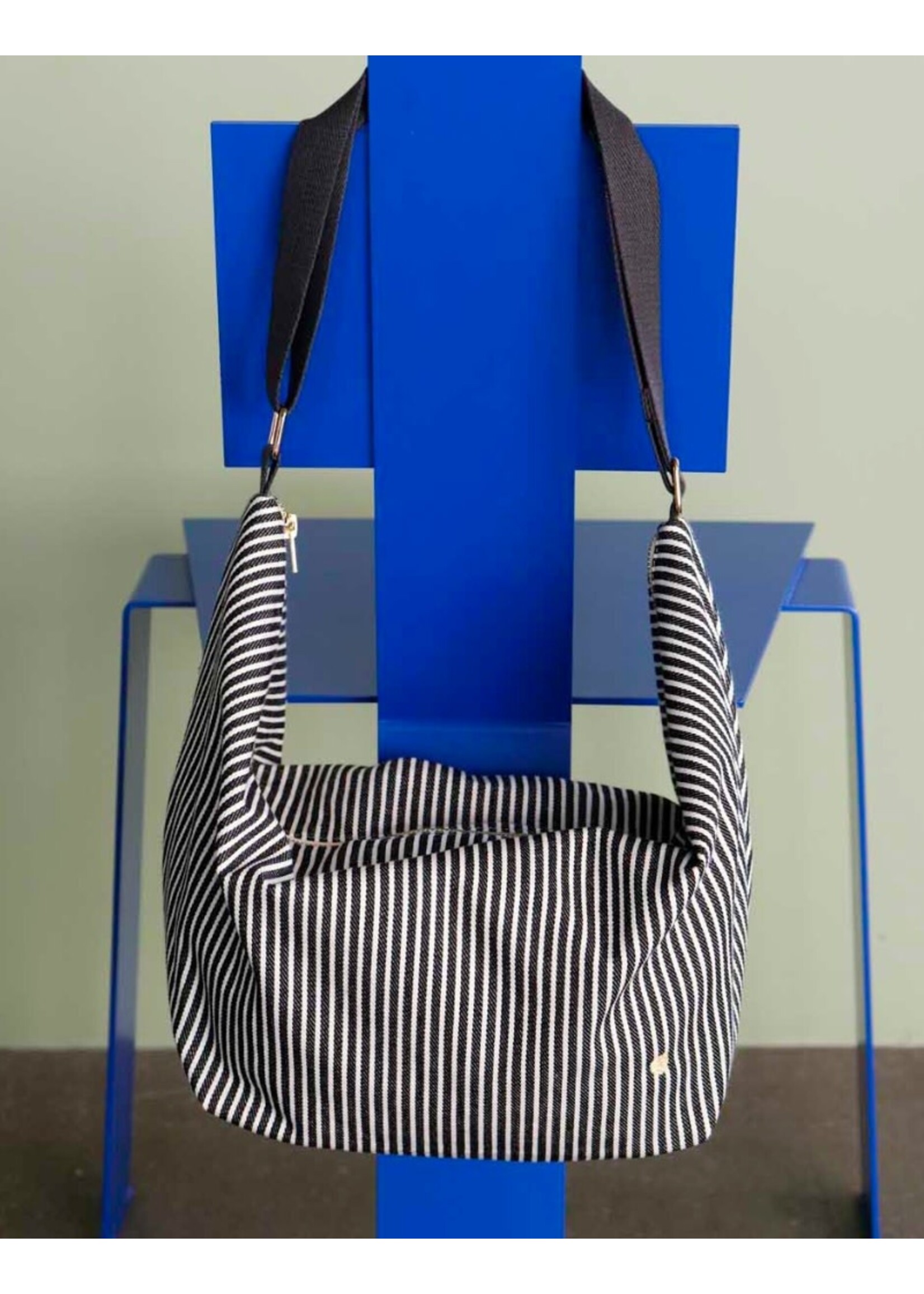 La Cerise sur le Gâteau Demi-Lune Bag - Basile