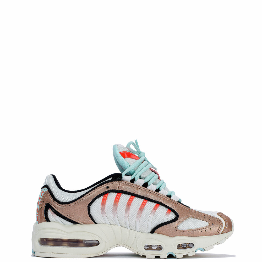 NIKE W AIR MAX TAILWIND IV