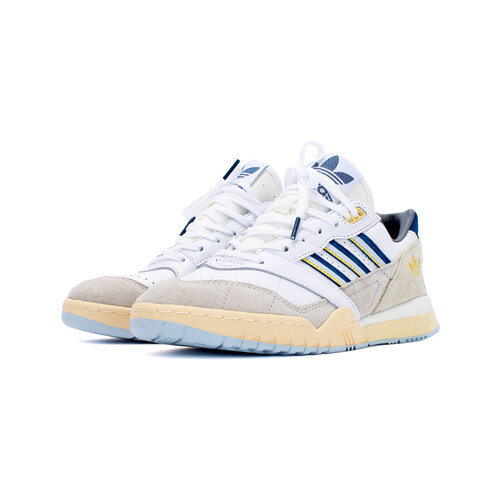 ADIDAS A.R. TRAINER
