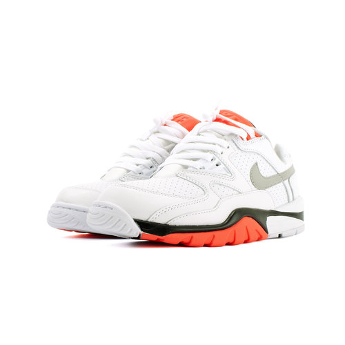 NIKE AIR CROSS TRAINER 3 LOW