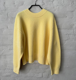 VINCE Stuctured Boucle Crew Nk Sweater Straw Seed