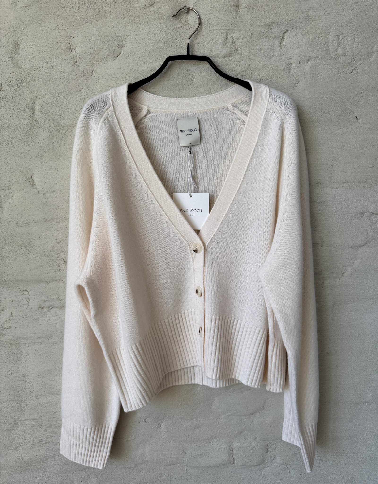 Wen Moon Allison Lily