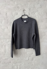 Wen Moon Louise Korat Grey