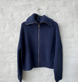 Wen Moon Cyrielle Navy Livia