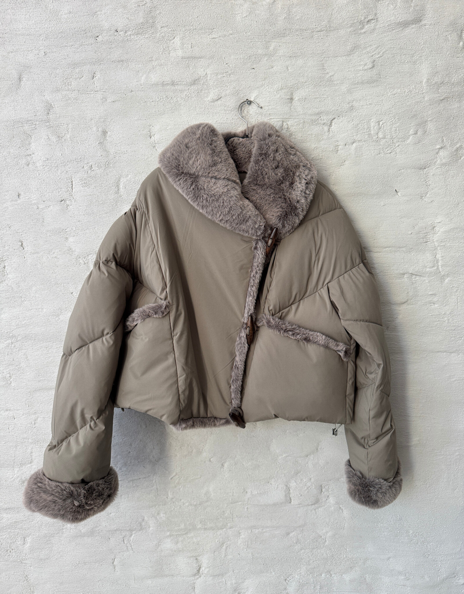 VEGANCODE BJ 20037 Nylon Faux Fur Sage