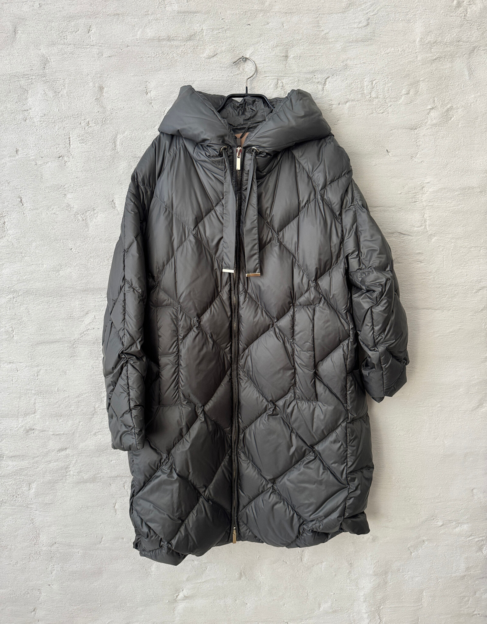 MAX MARA THE CUBE Trefe Manteau Matelasse 069