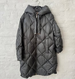 MAX MARA THE CUBE Trefe Manteau Matelasse 069