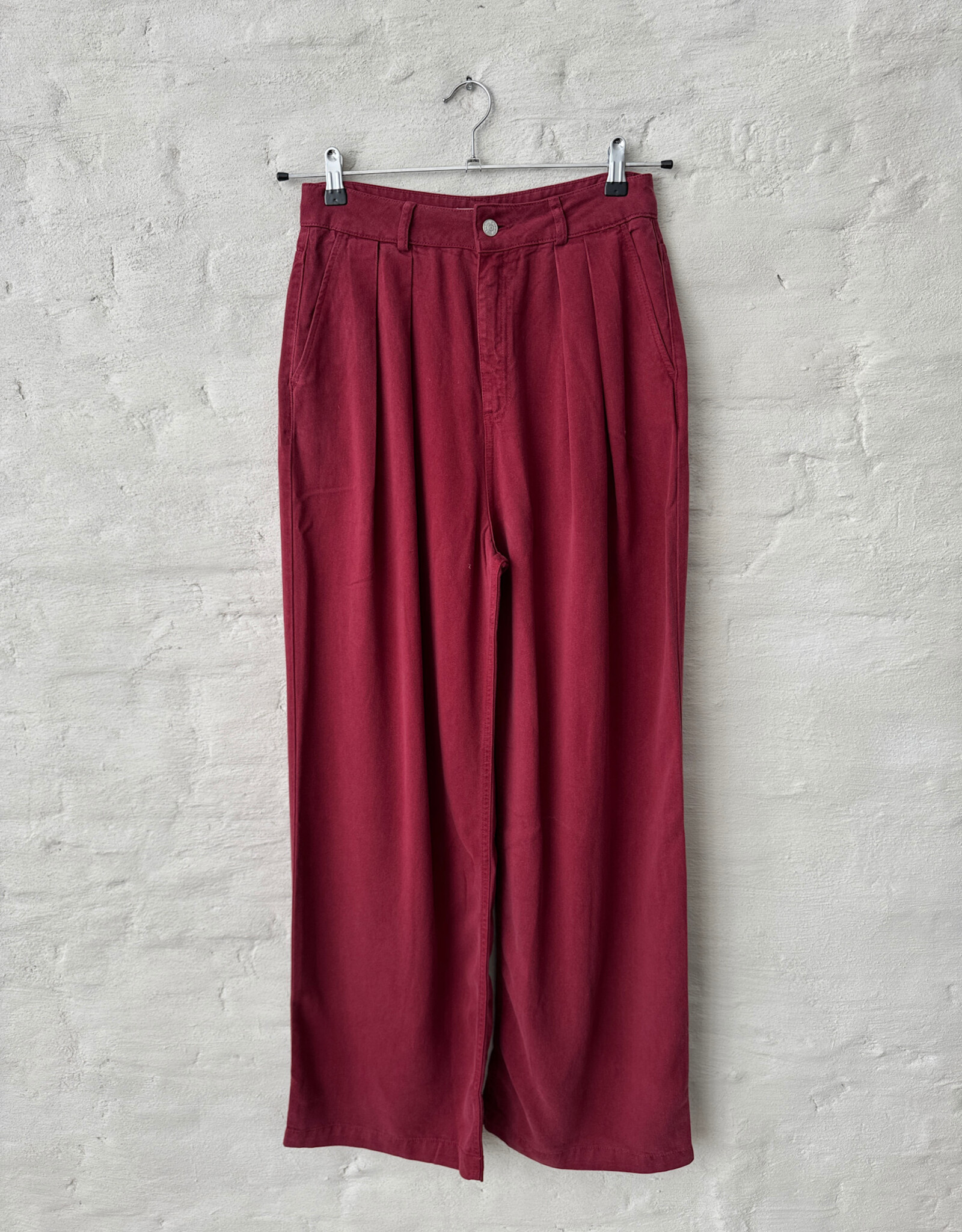 THE NEW SOCIETY Tencel Pant Plum