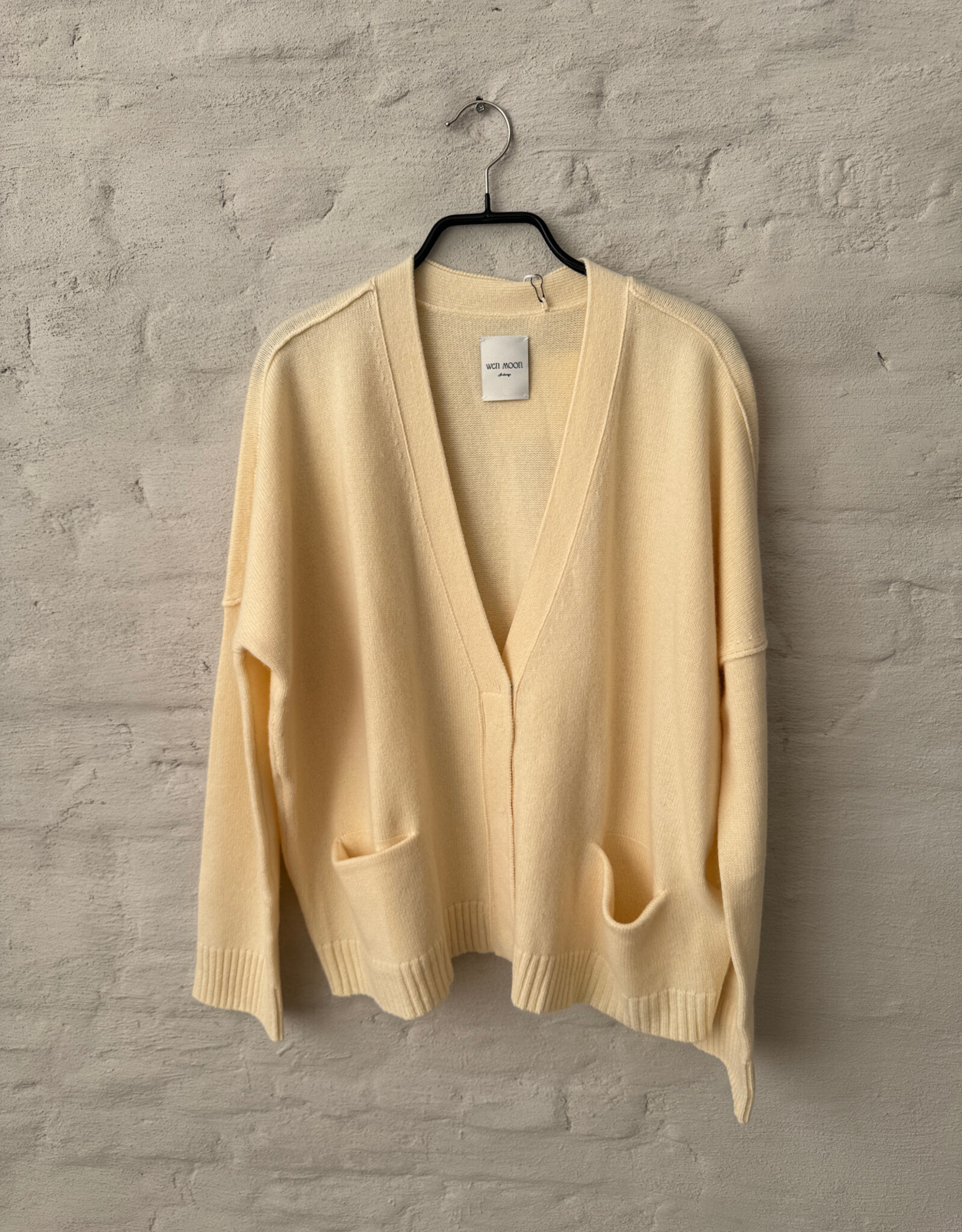 Wen Moon Lise Pale Yellow