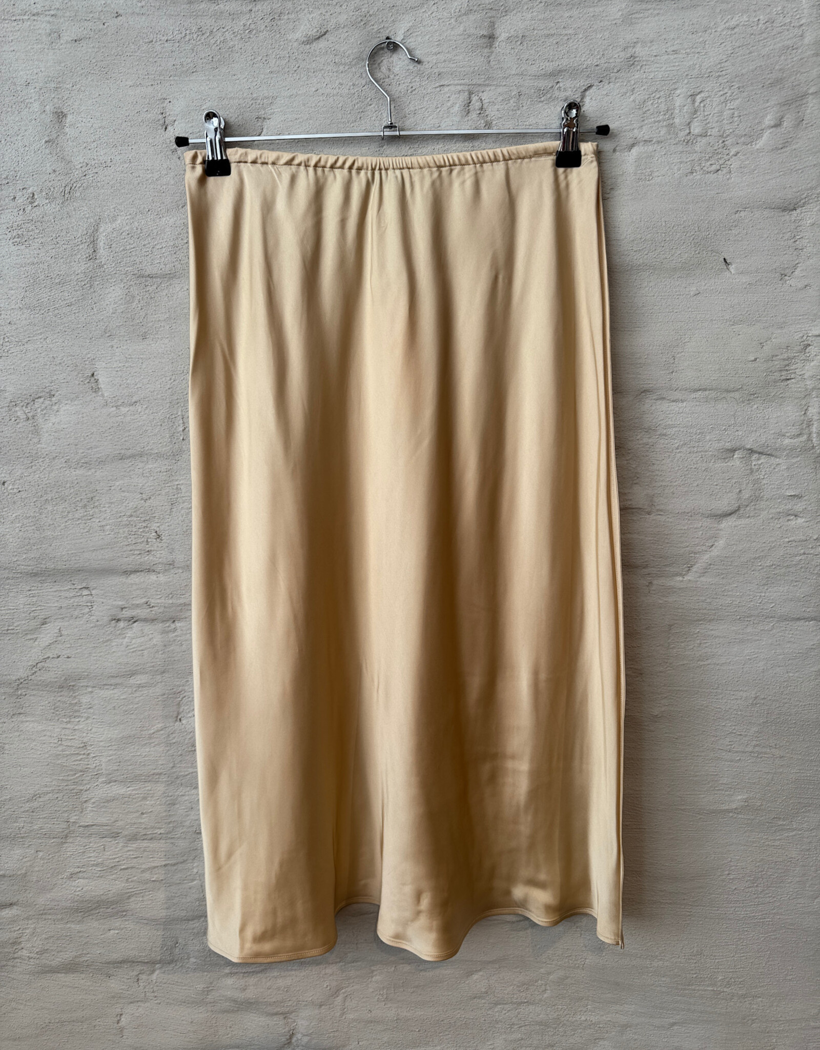 VINCE Pull On Slip Skirt Chamomile