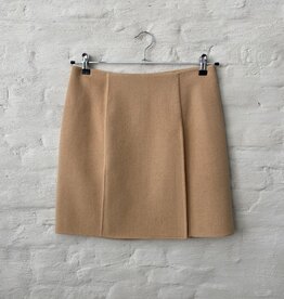 DOROTHEE SCHUMACHER Urban Attraction Oat Short