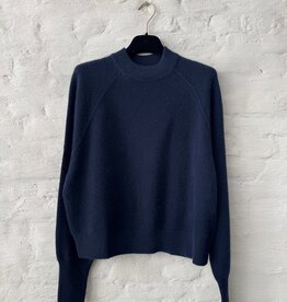 Wen Moon Cindy New Navy